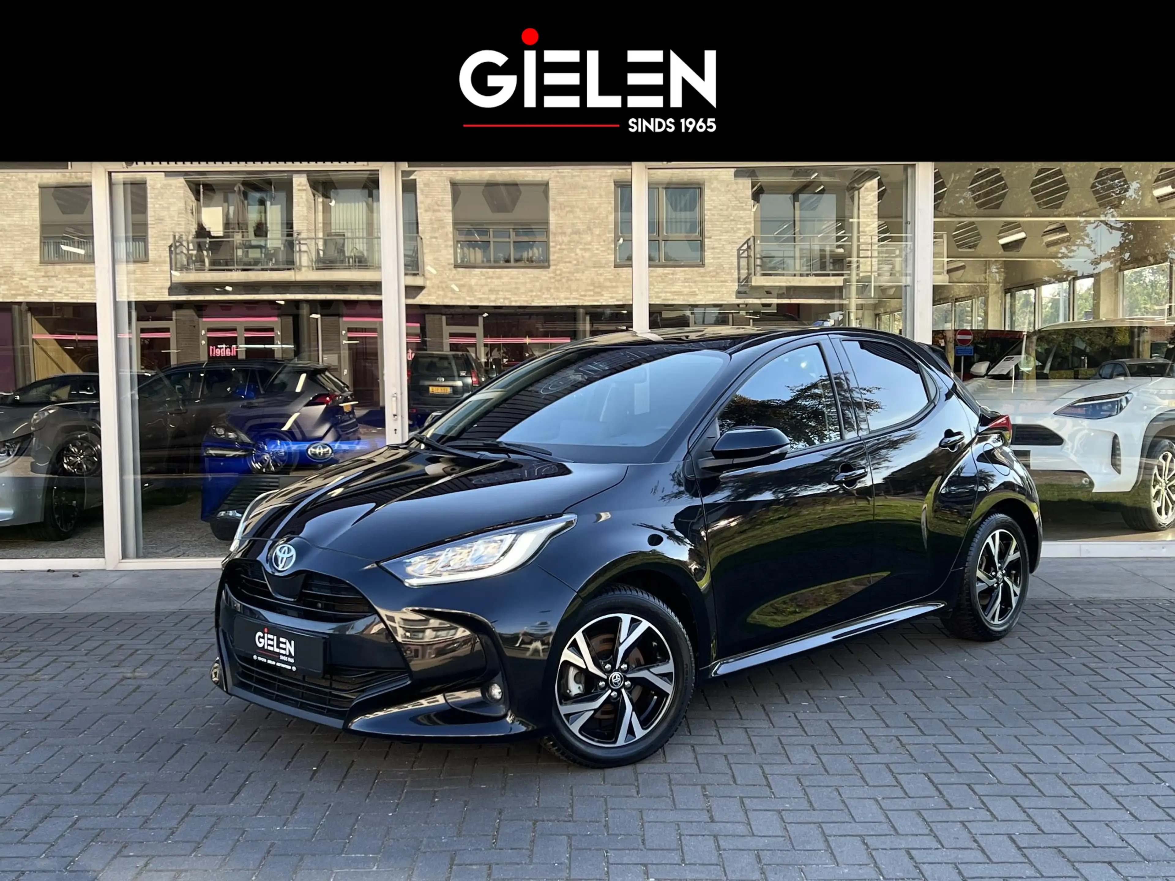 Toyota Yaris 1.5 Hybrid 116 Dynamic Plus | Stoel + Stuurverwarm