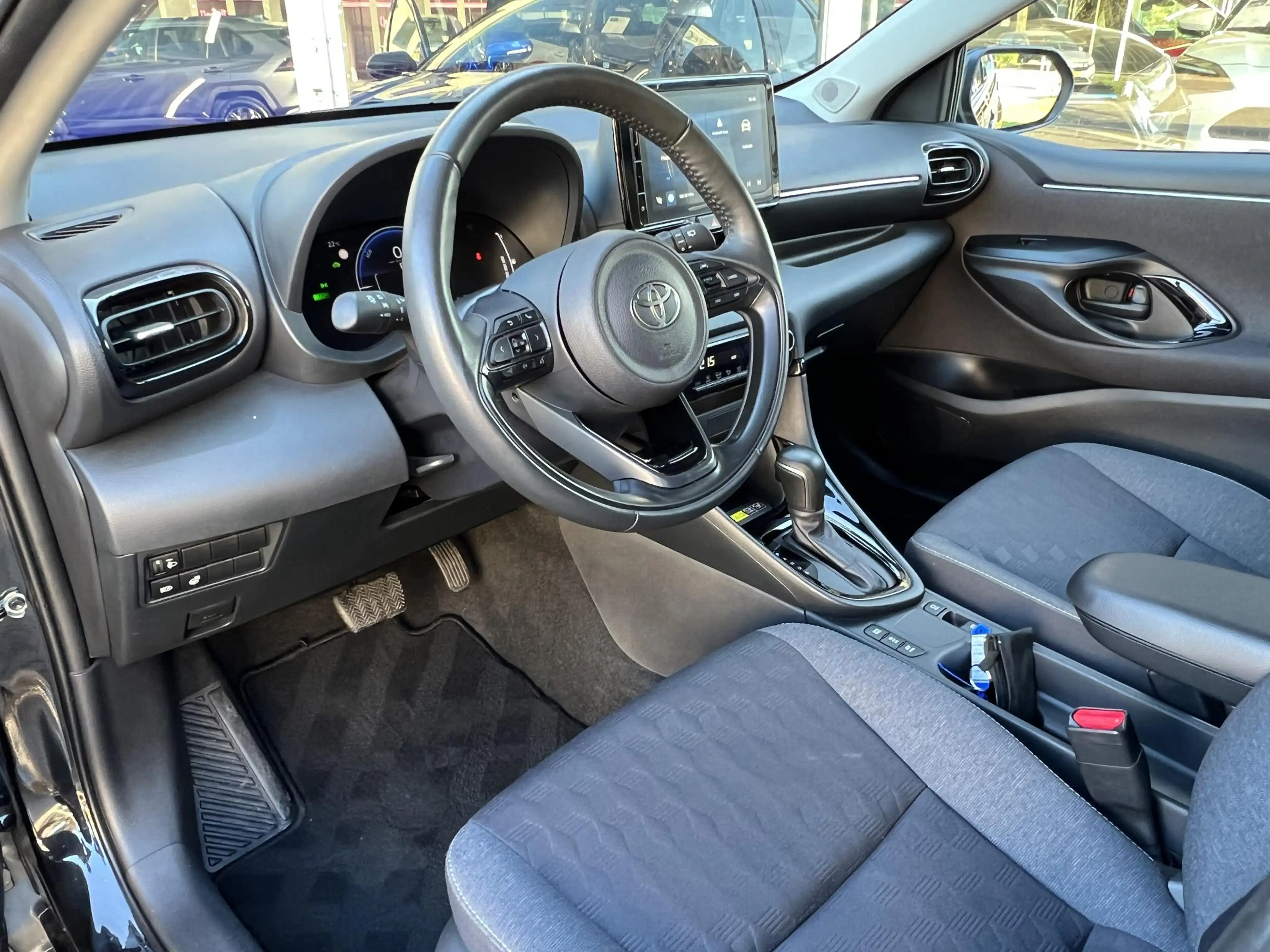 Toyota Yaris 1.5 Hybrid 116 Dynamic Plus | Stoel + Stuurverwarm — photo 17