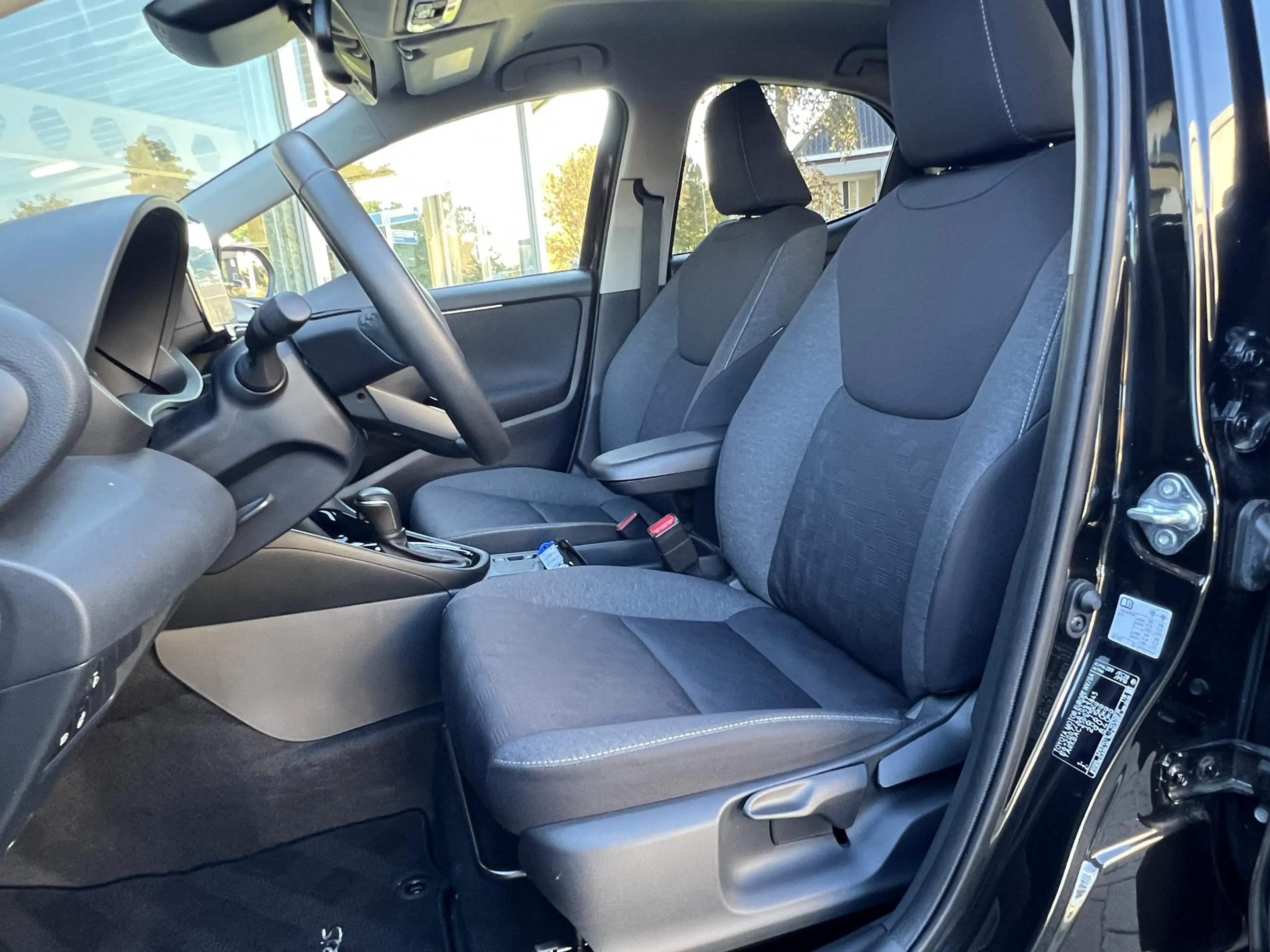 Toyota Yaris 1.5 Hybrid 116 Dynamic Plus | Stoel + Stuurverwarm — photo 13