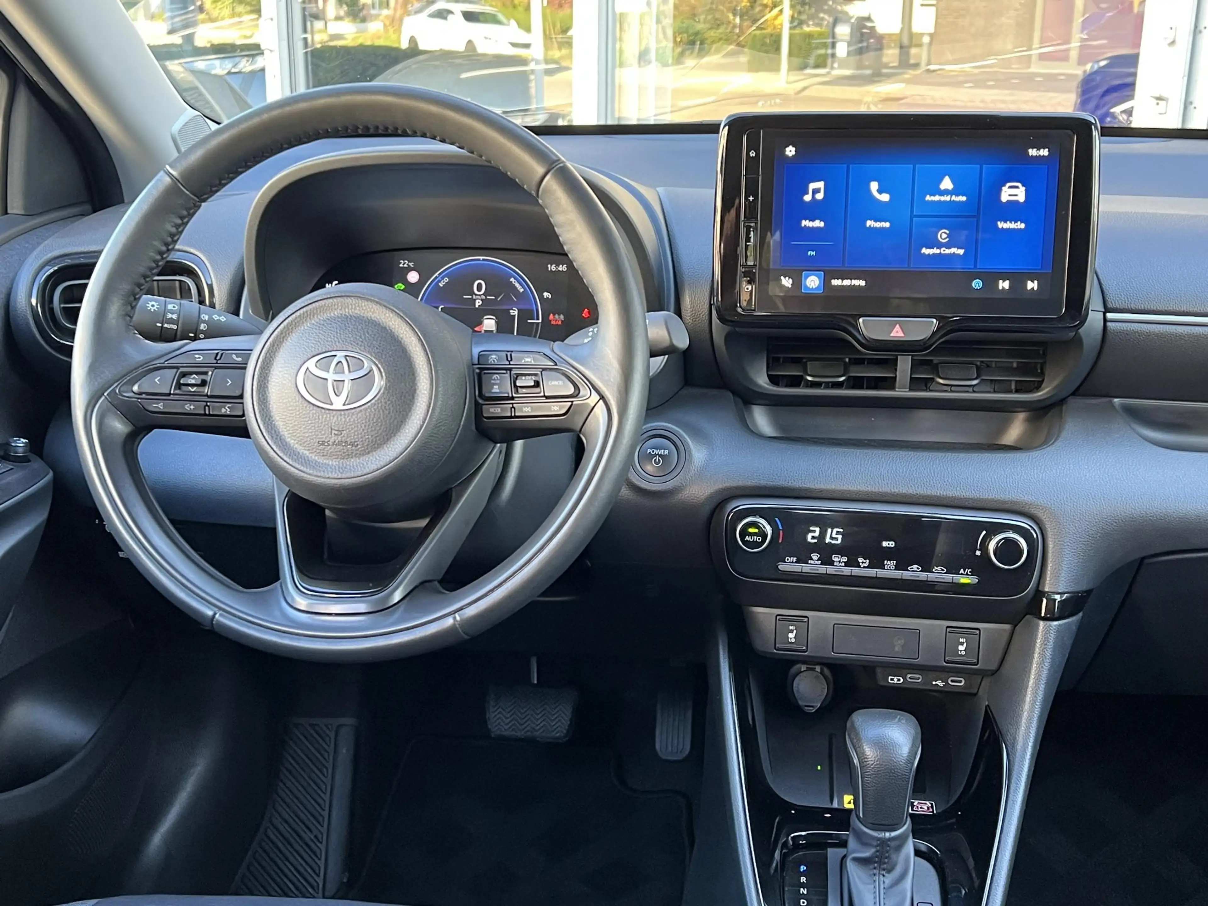 Toyota Yaris 1.5 Hybrid 116 Dynamic Plus | Stoel + Stuurverwarm — photo 16