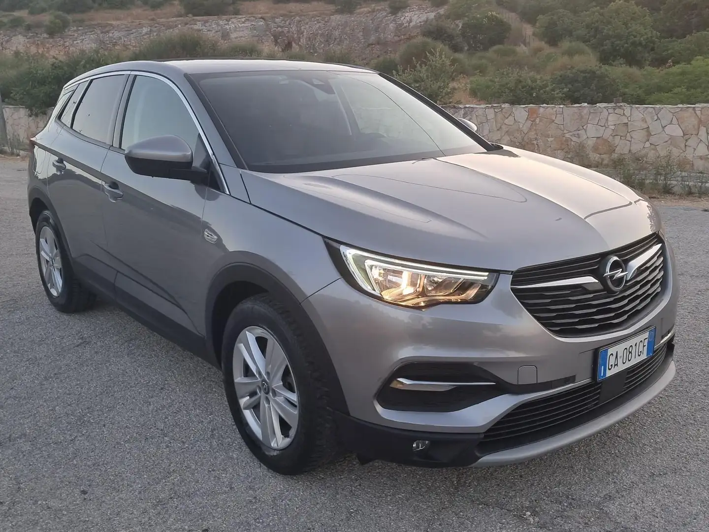 Opel Grandland X 1.5 Diesel Grigio - 1