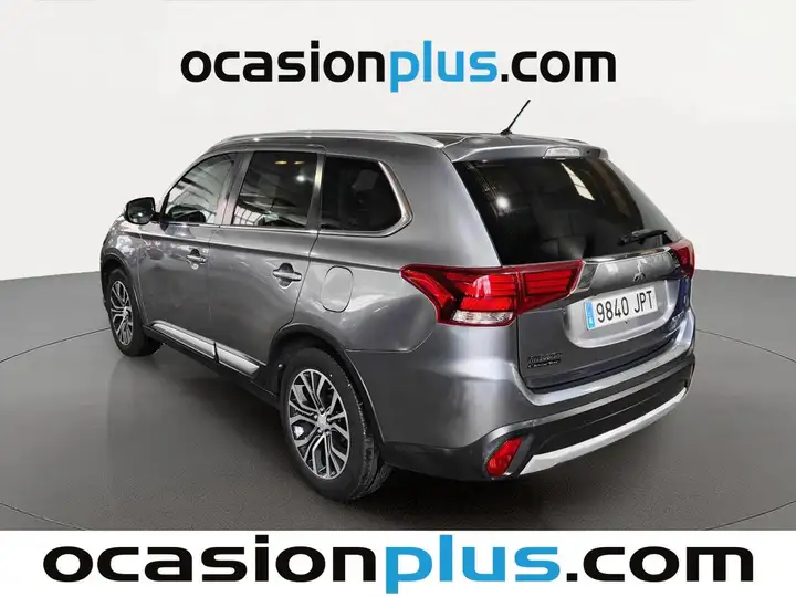 Mitsubishi Outlander 200 MPI CVT Motion 2WD 5p Aut. 2016, foto 3