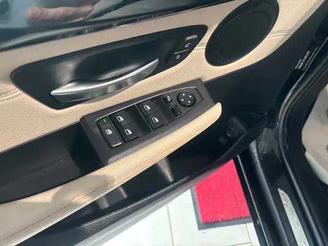 BMW 2 Series view 13