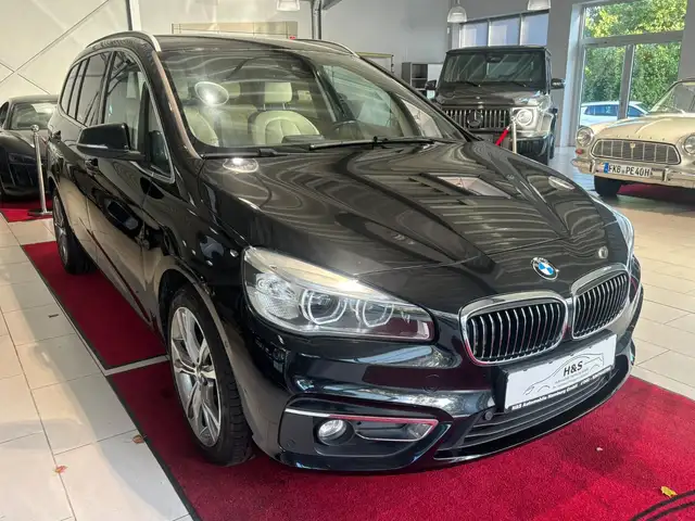BMW 2 Series view 8