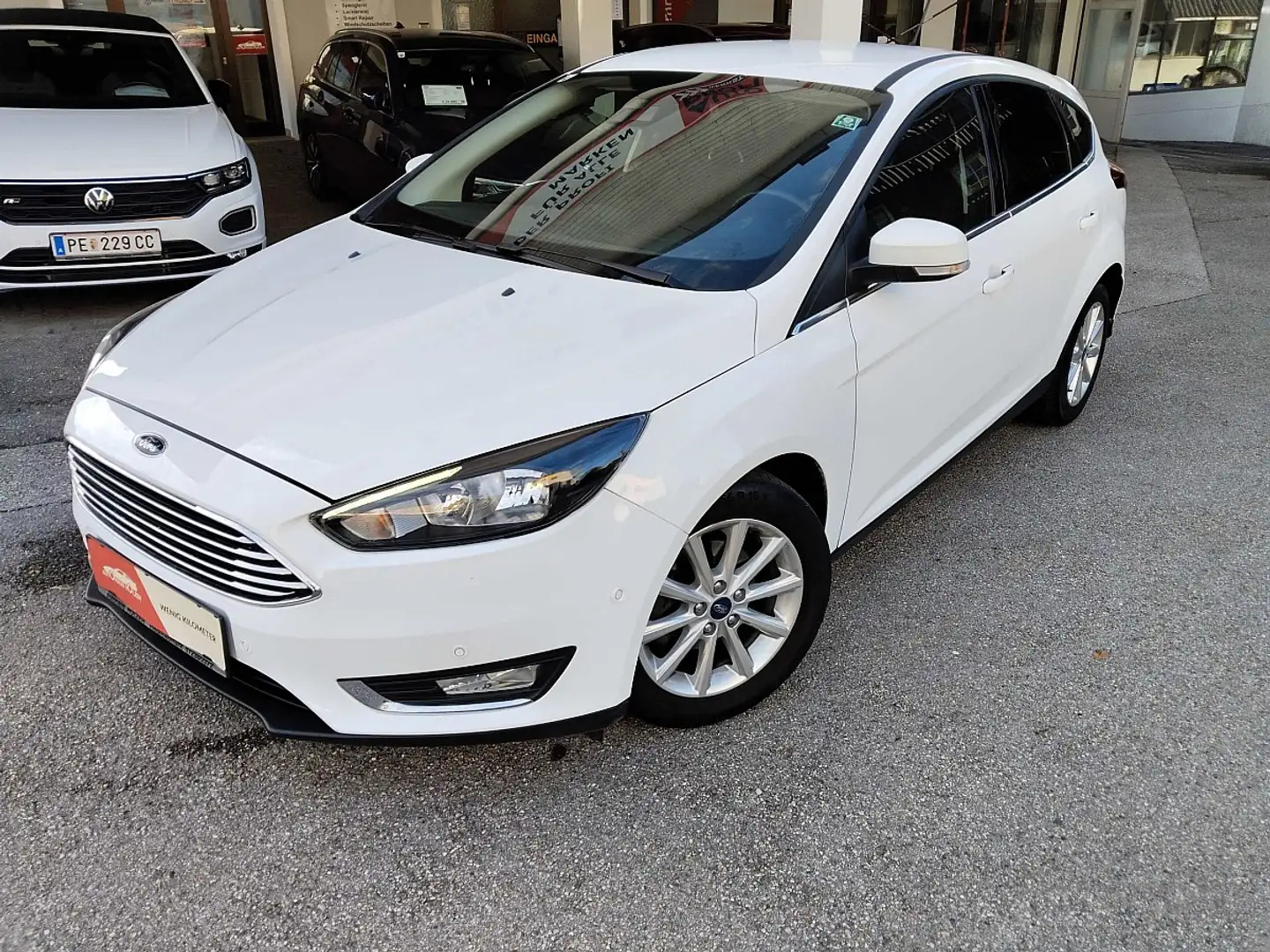 Ford Focus 1,0 EcoBoost Titanium Weiß - 2
