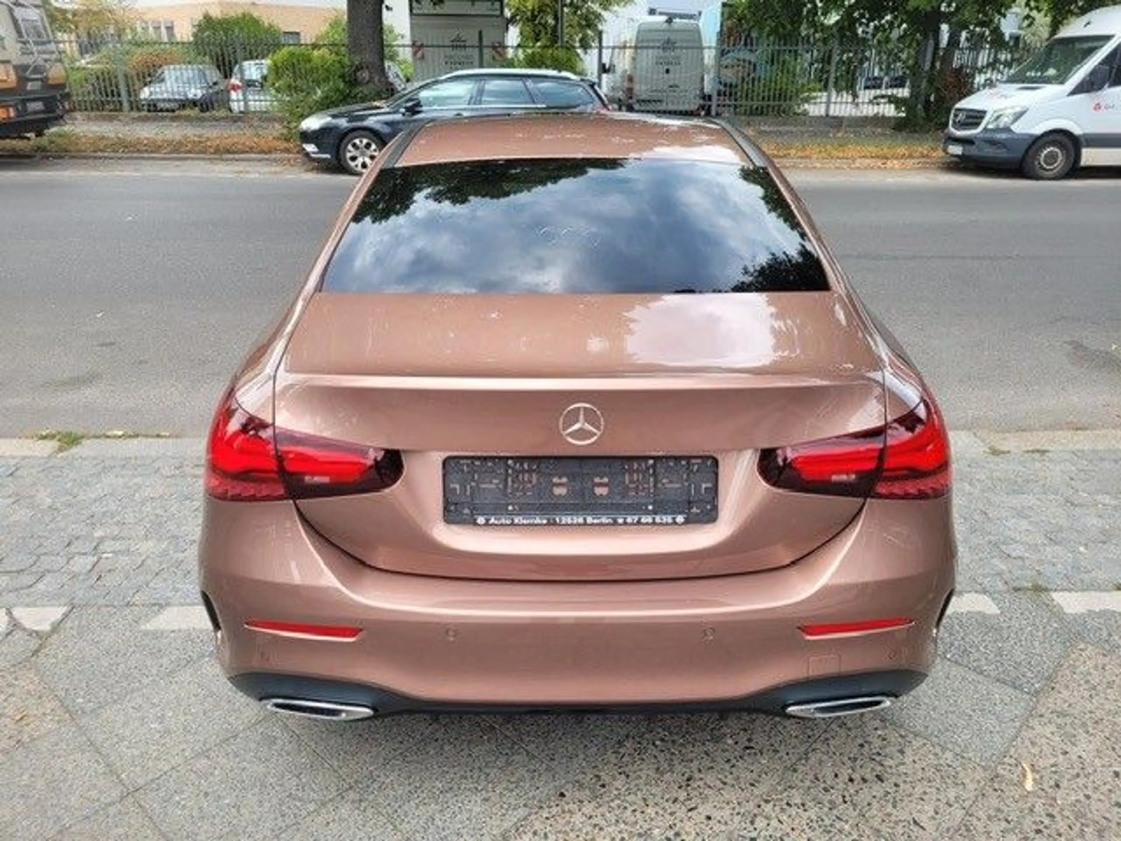 Mercedes-Benz A 200 AMG Automatik Pano Head-Up Keyless Kamera — photo 14