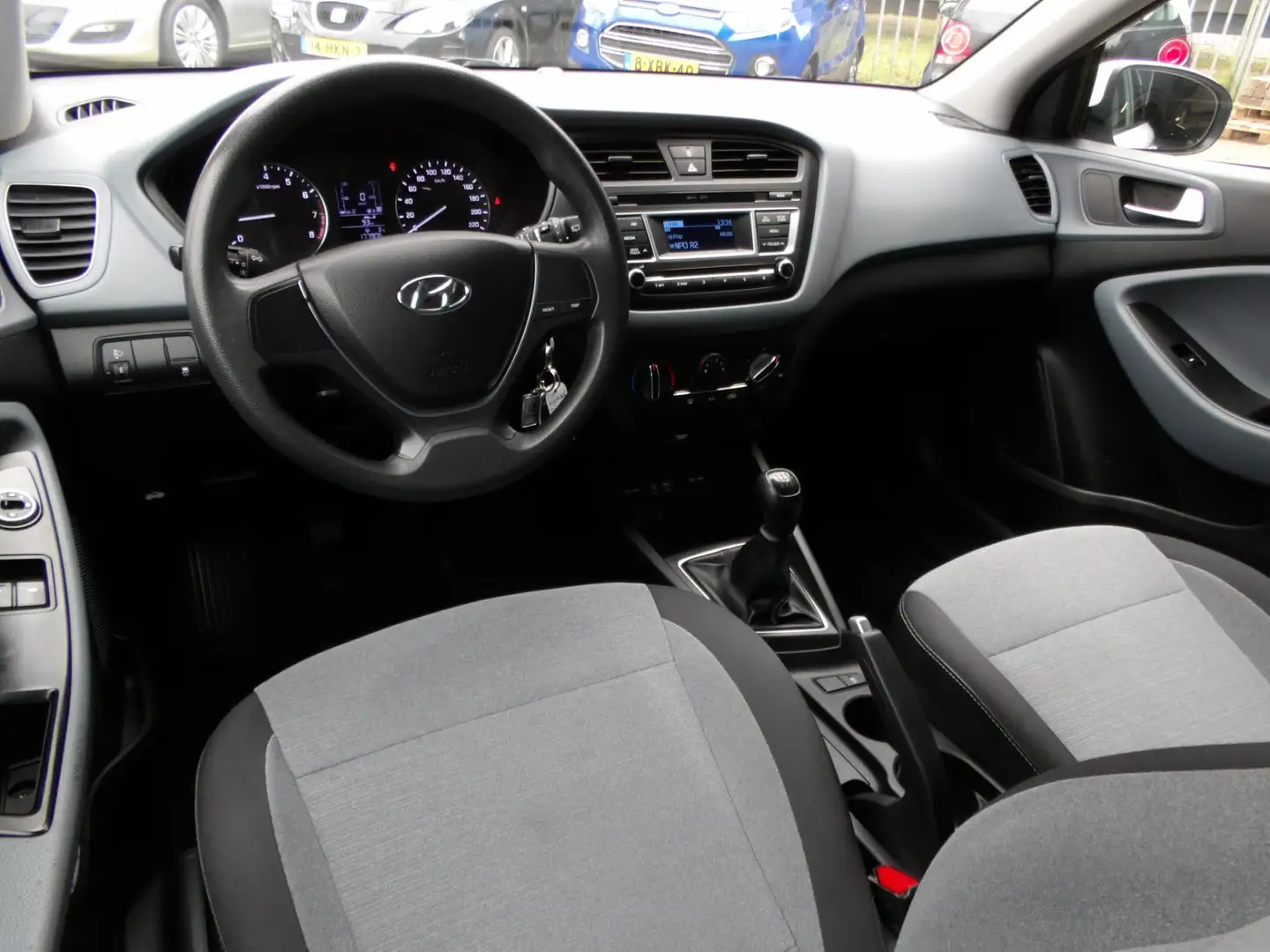 Hyundai i20 1.2 LP i-Drive Cool Airco Blanco - 2