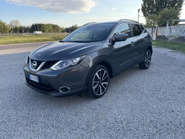 Nissan Qashqai 1.6 dci 360 2wd 130cv. UNICO PROPRIETARIO
