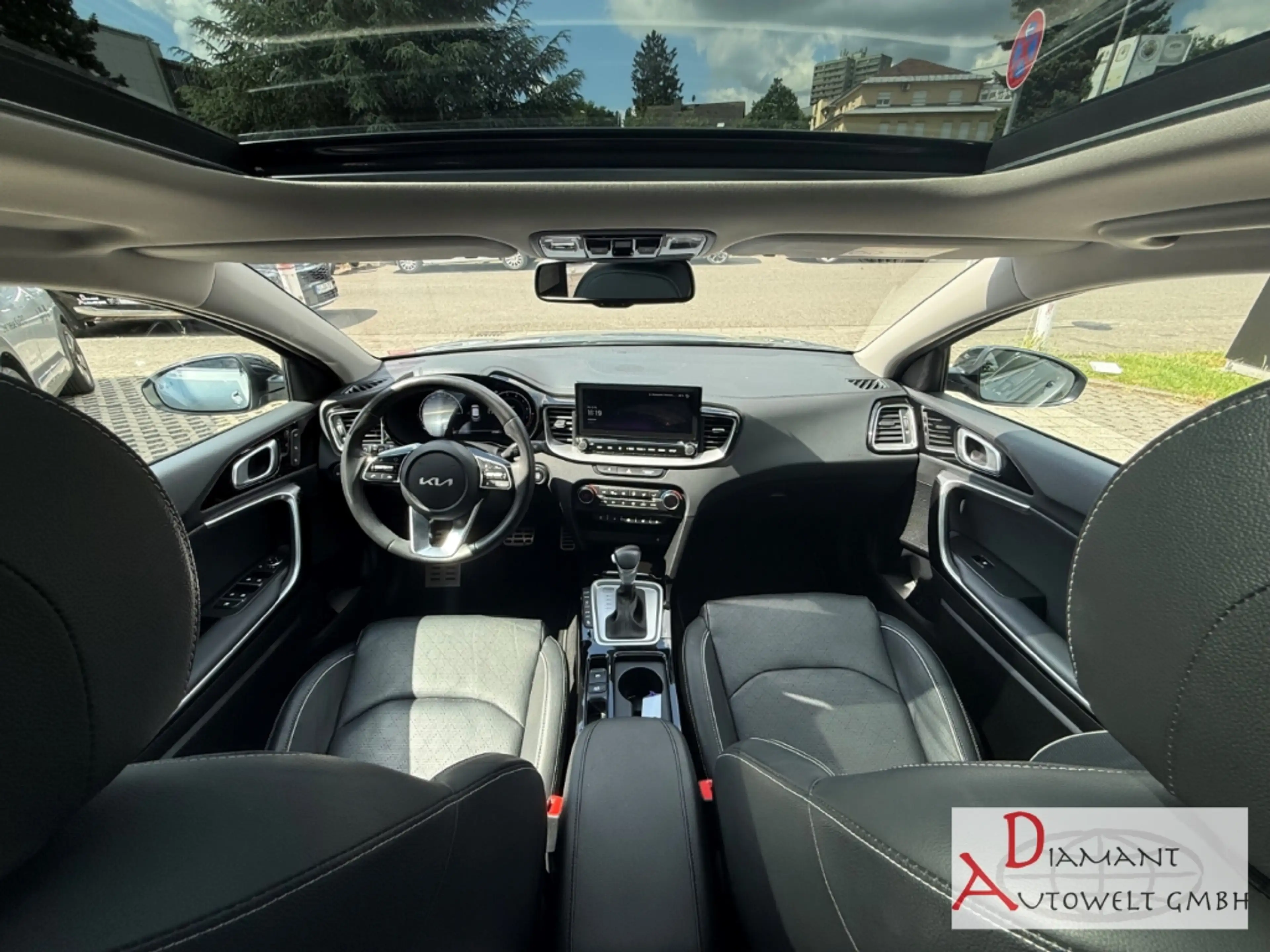 Kia XCeed Platinum Edition 1.6 DCT **Panorama** — photo 9