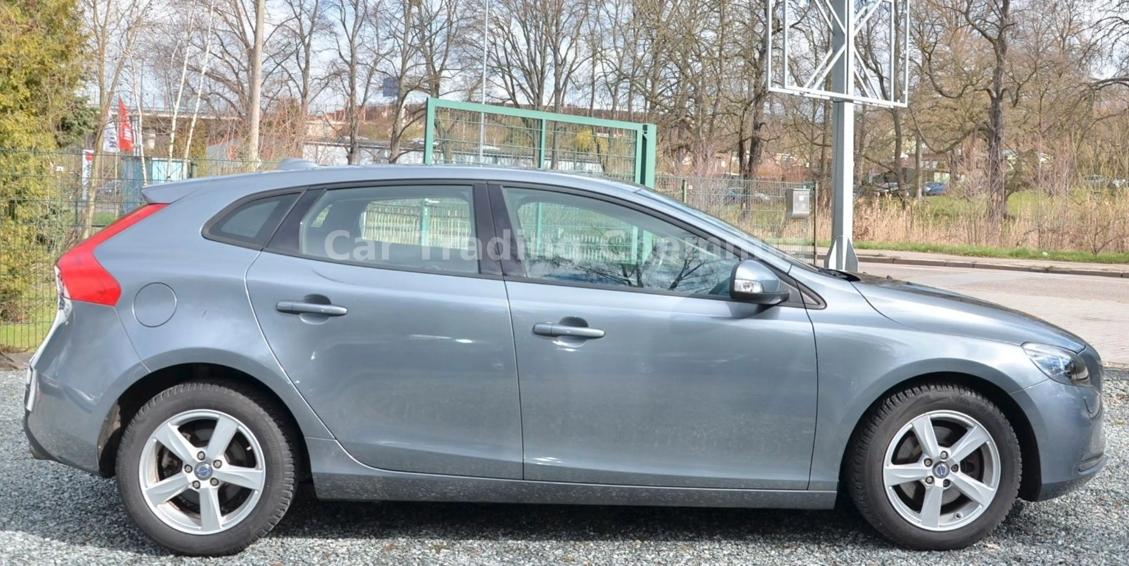 Volvo V40 1.6 Bi-Xenon Klimaautomatik Sitzheizung — photo 4