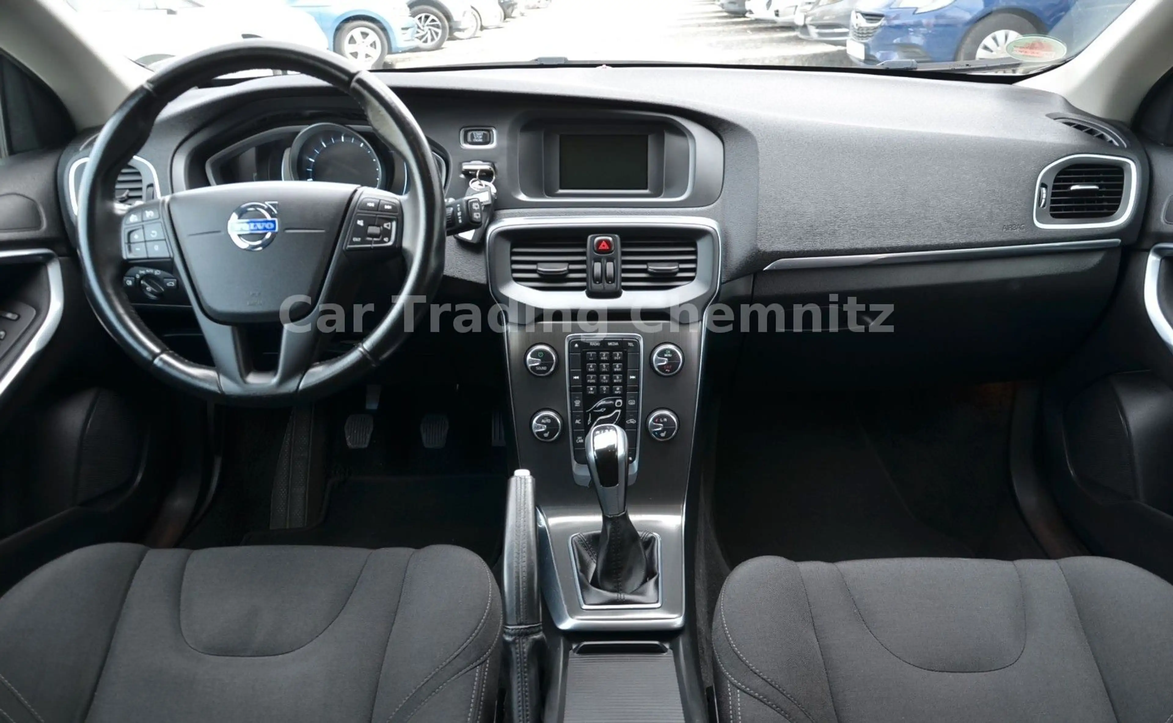Volvo V40 1.6 Bi-Xenon Klimaautomatik Sitzheizung — photo 11