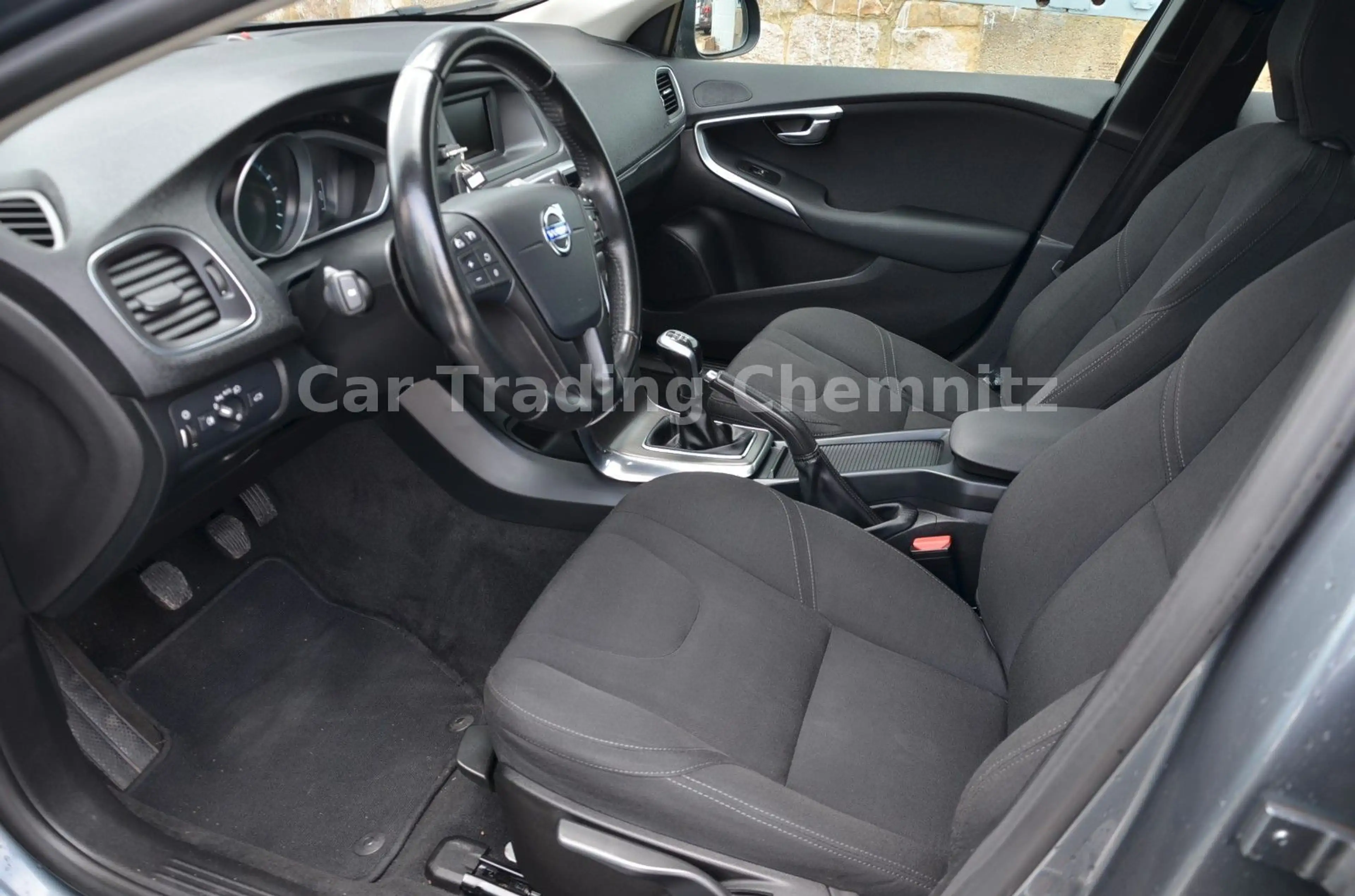 Volvo V40 1.6 Bi-Xenon Klimaautomatik Sitzheizung — photo 9