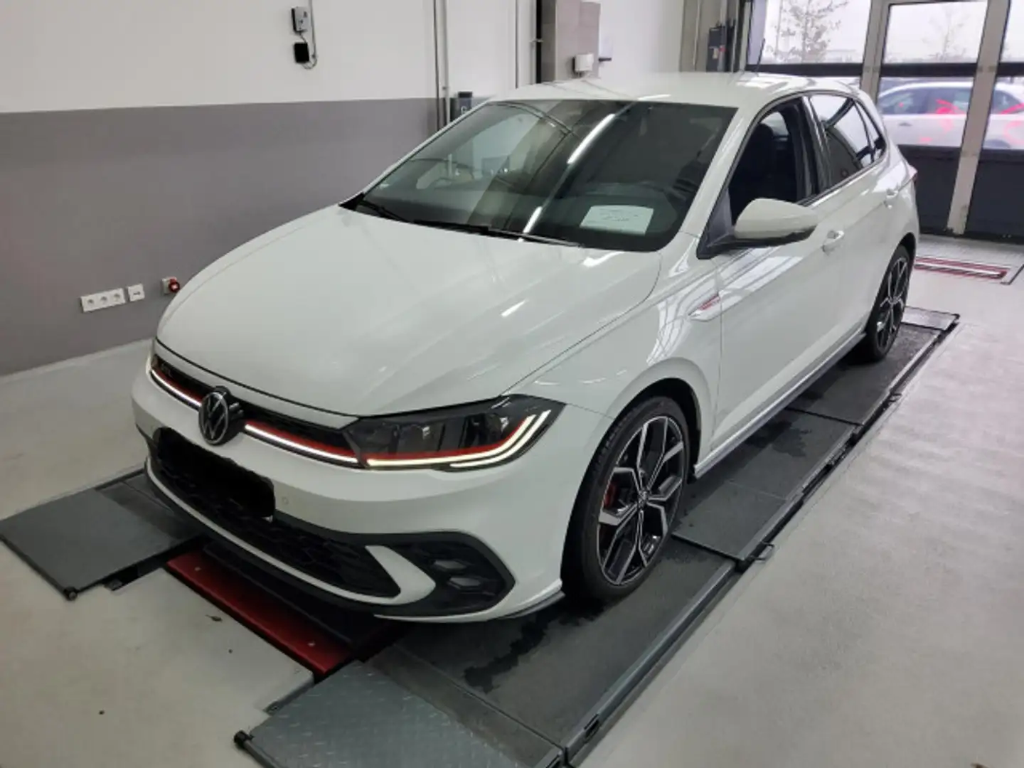 Volkswagen Polo GTI 2.0 TSI DSG Weiß - 2