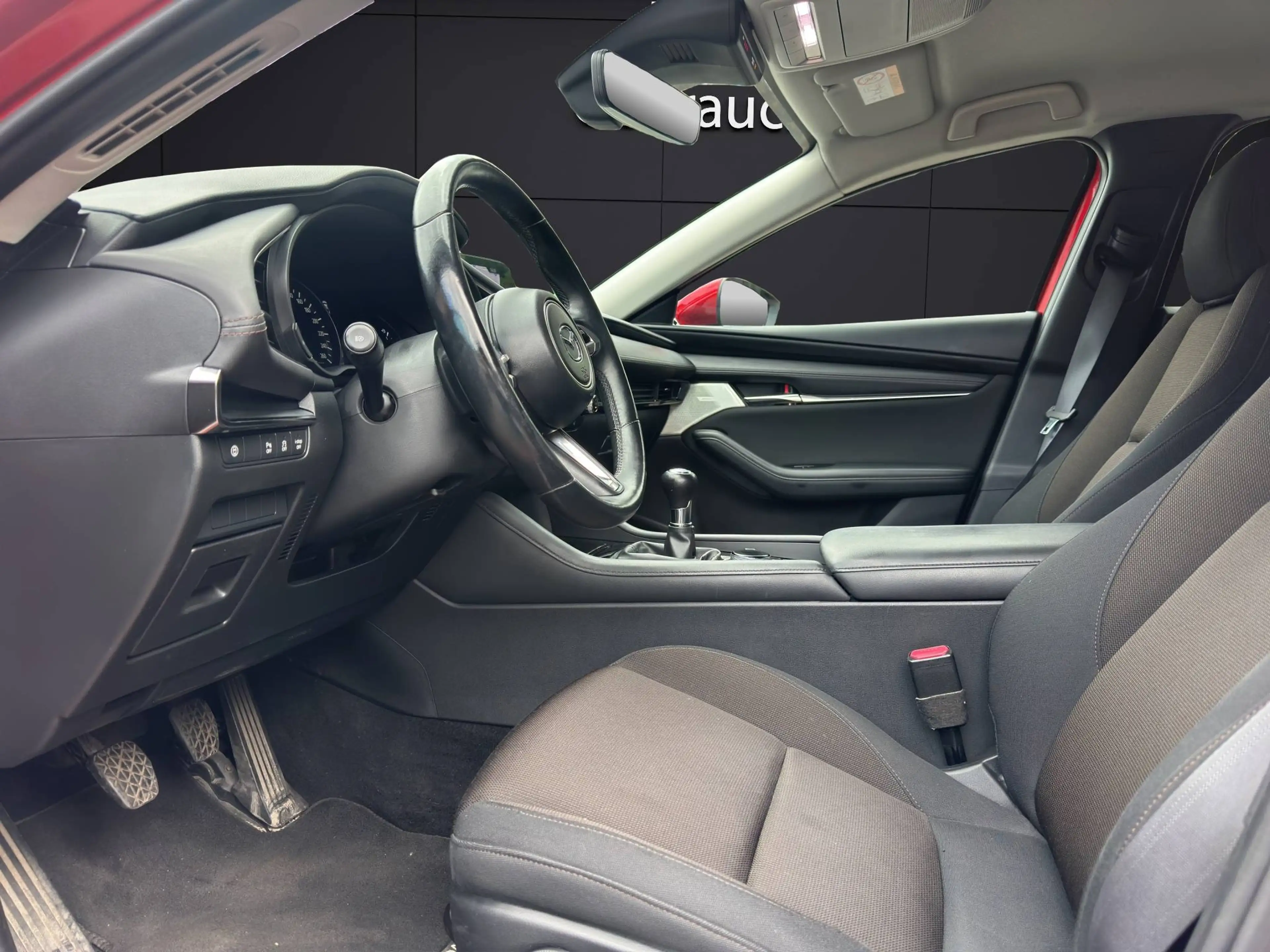 Mazda 3 4-trg. Selection BOSE KMRA NAVI LED — photo 9