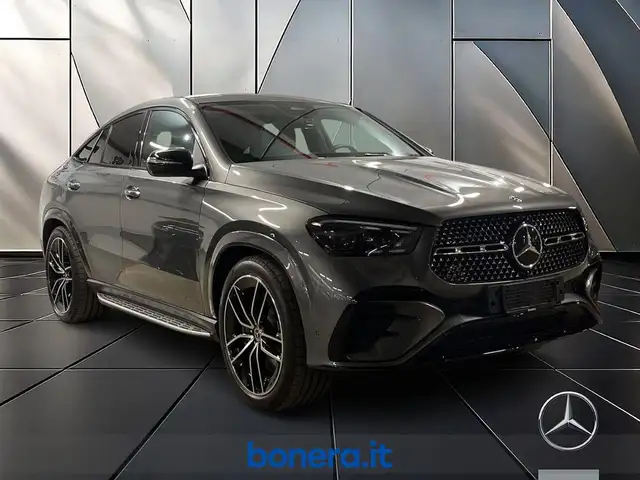 Mercedes-Benz Gle Class view 3