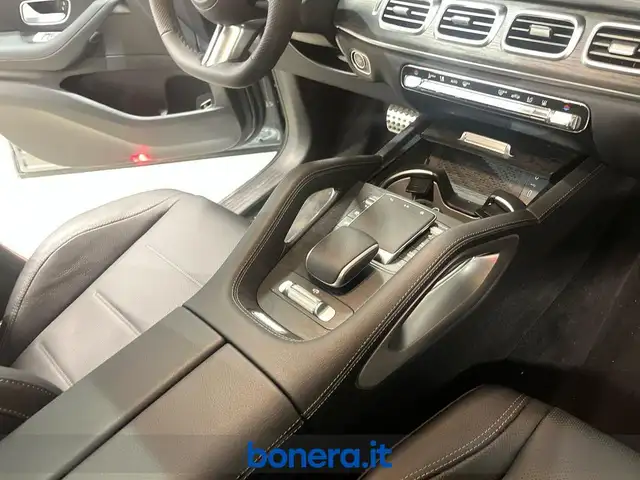 Mercedes-Benz Gle Class view 30