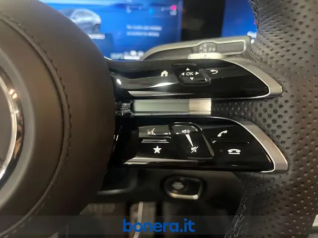 Mercedes-Benz Gle Class view 19