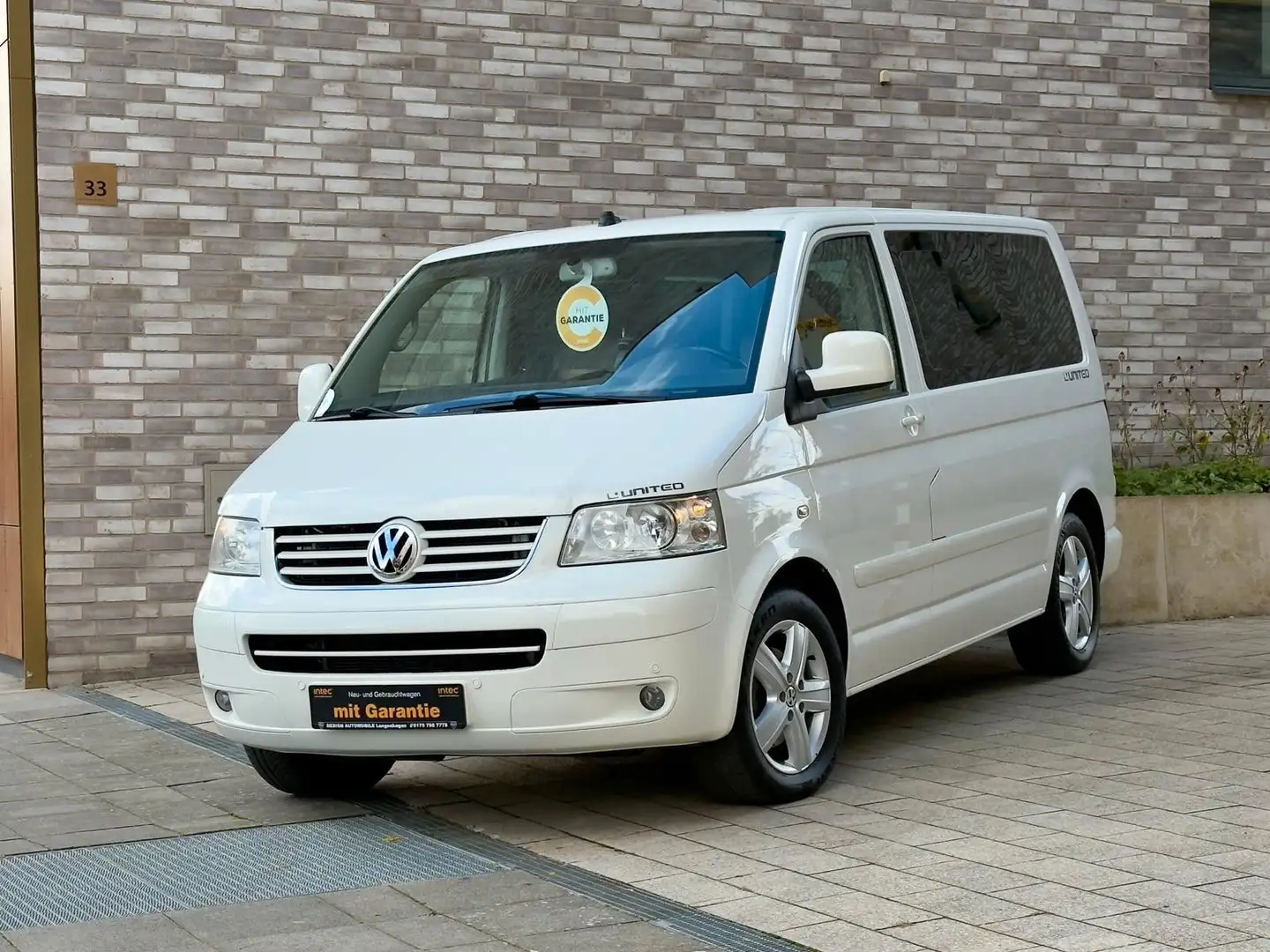 Volkswagen T5 Multivan United|Navi|7-Sitzer|Ahk|Shz|Tisch Blanc - 1