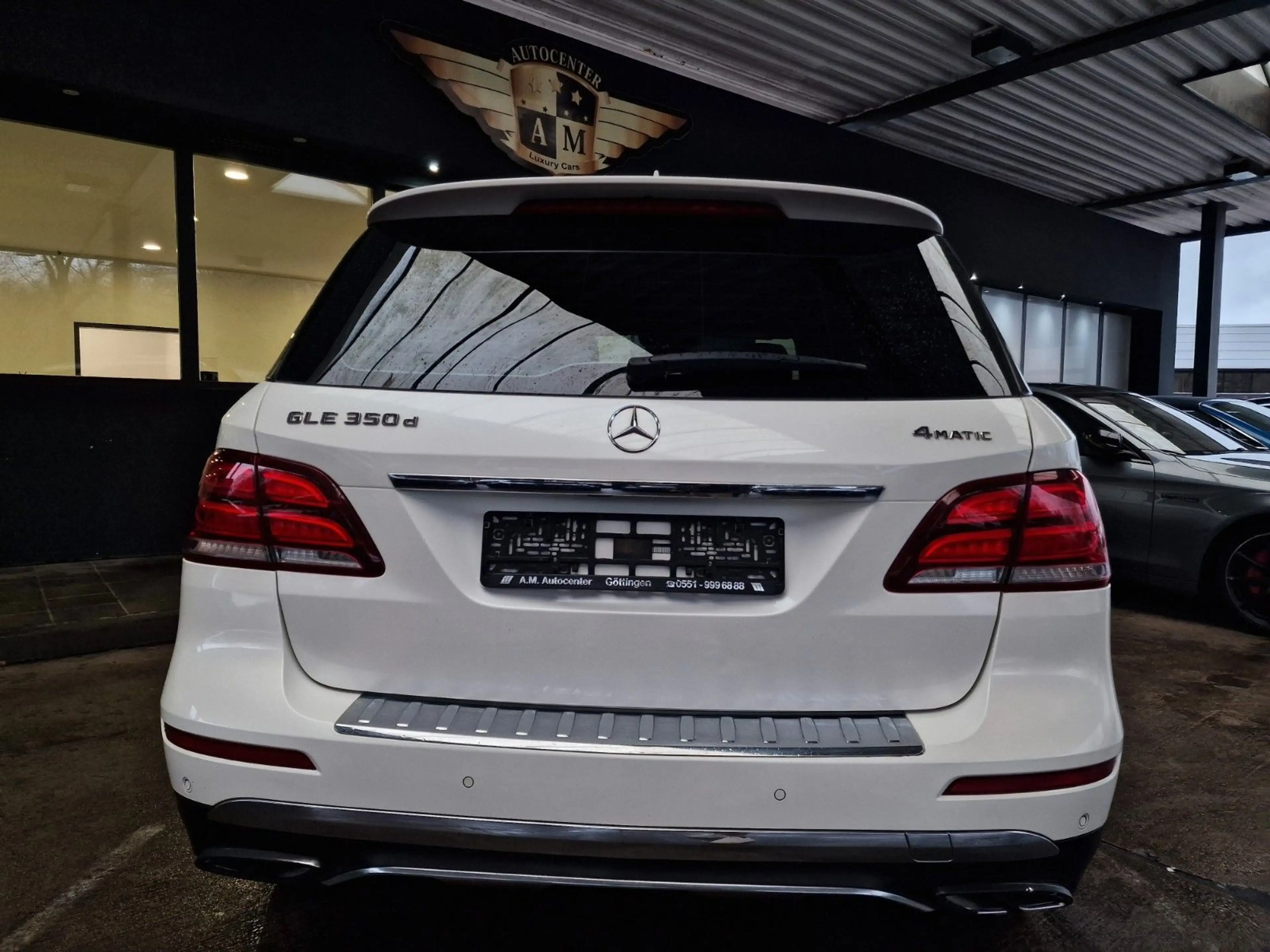 Mercedes-Benz GLE 350 d 4Matic Panorama/LEDER/AHK/Designo/20" — photo 14