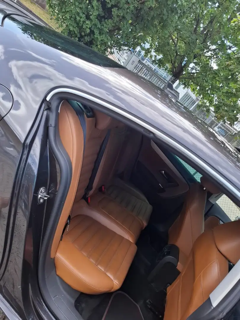 Volkswagen CC Limousine 1,8l /160PS Schwarz - 2