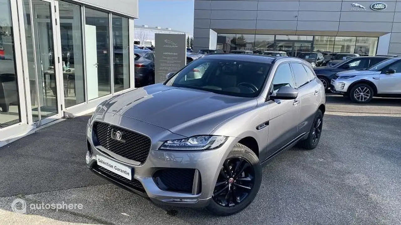 Jaguar F-Pace