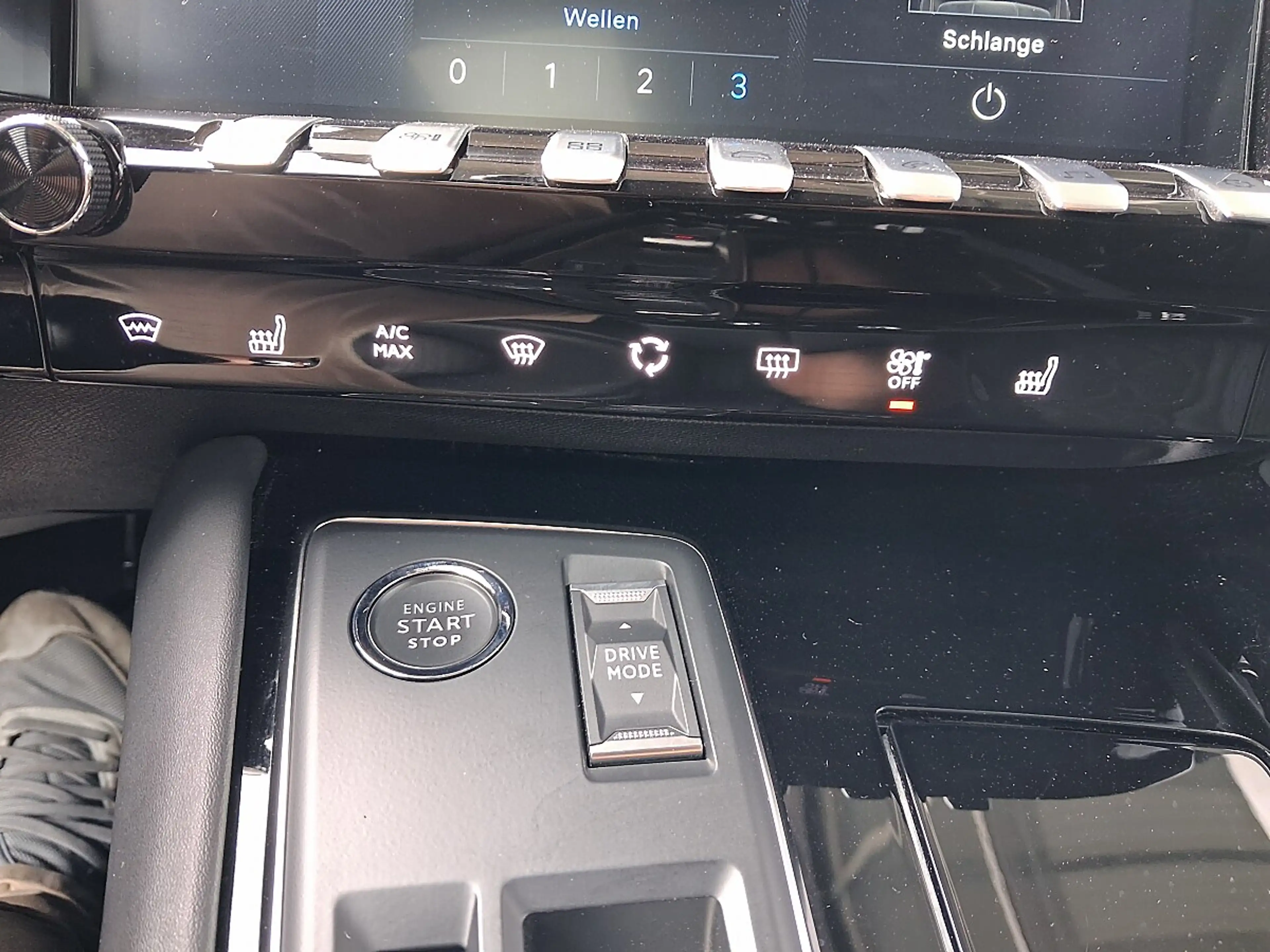 Peugeot 508 SW Hybrid 225 PHEV e-EAT8 Allure Aut. — photo 19