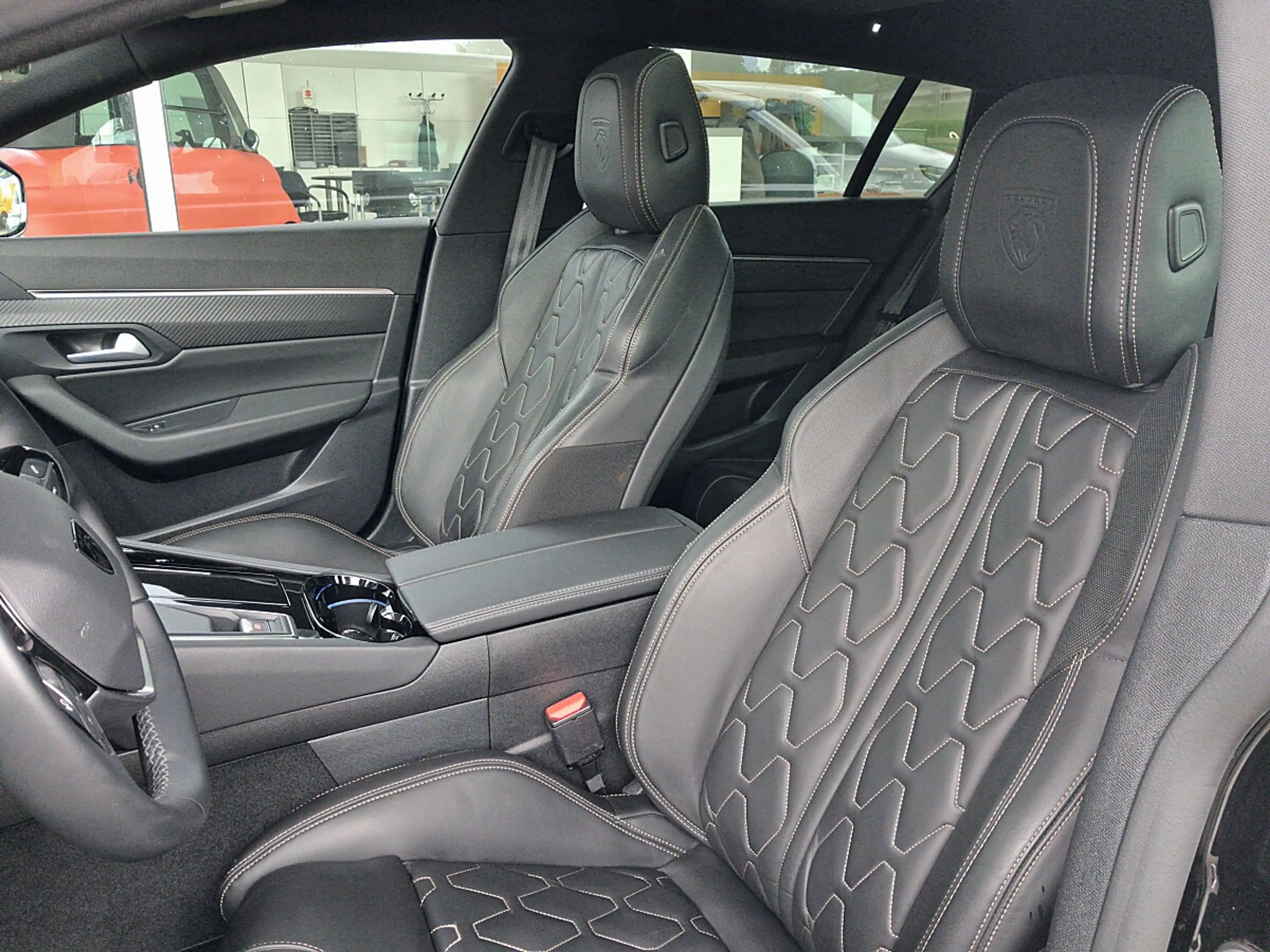 Peugeot 508 SW Hybrid 225 PHEV e-EAT8 Allure Aut. — photo 11