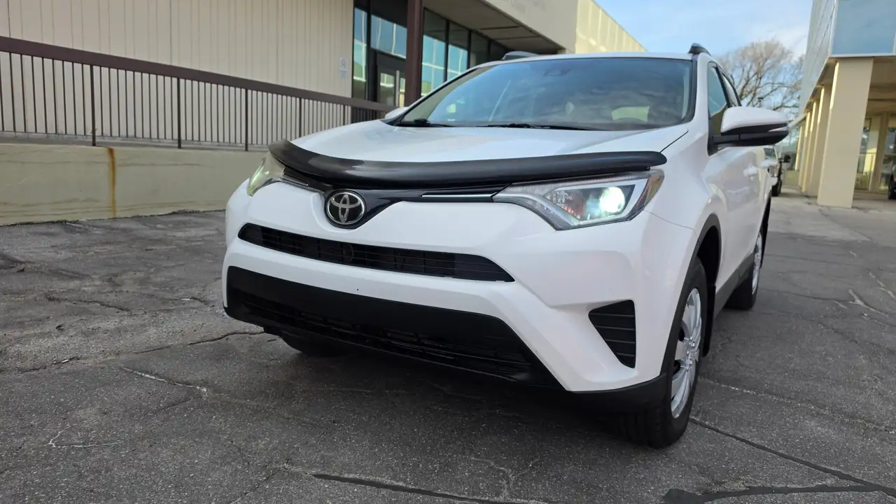 Toyota RAV 4 снимка Toyota RAV 4
