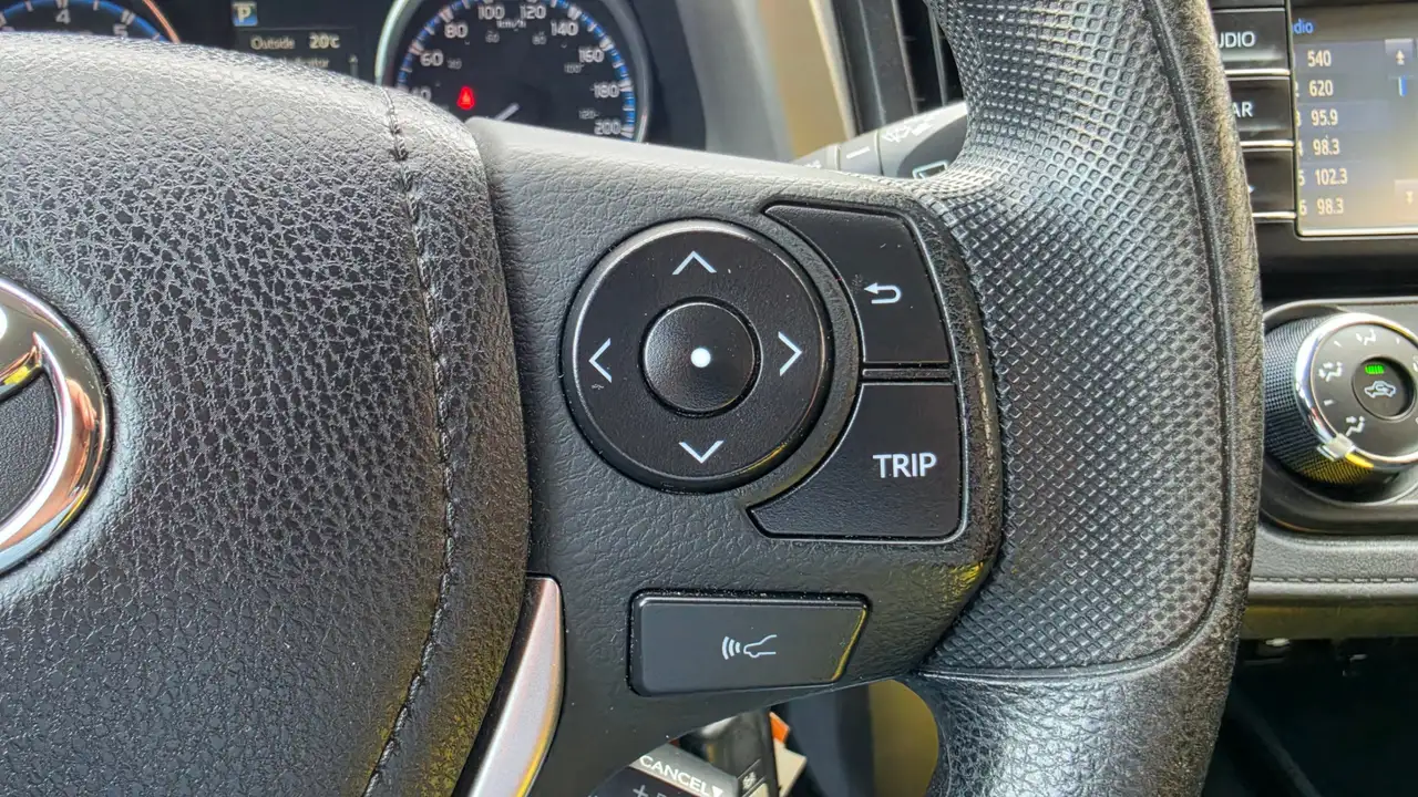 Toyota RAV 4 снимка Toyota RAV 4
