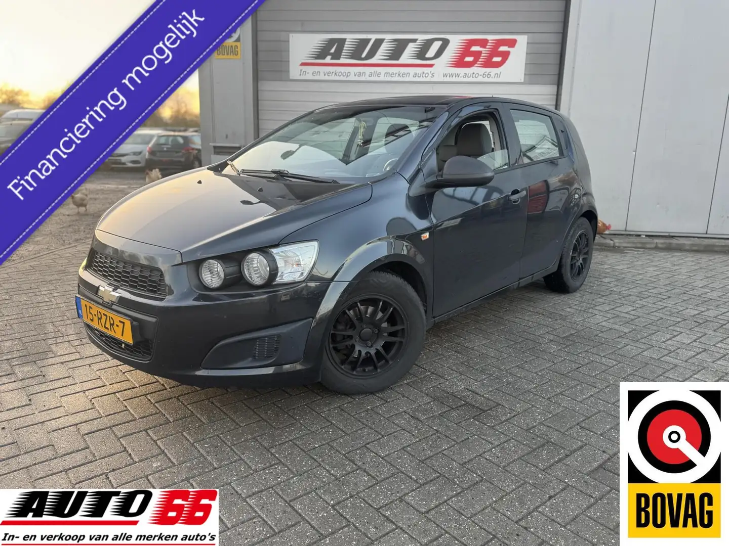 Chevrolet Aveo 1.2 LS 5 drs met AIRCO APK tot 12-2026 Černá - 1