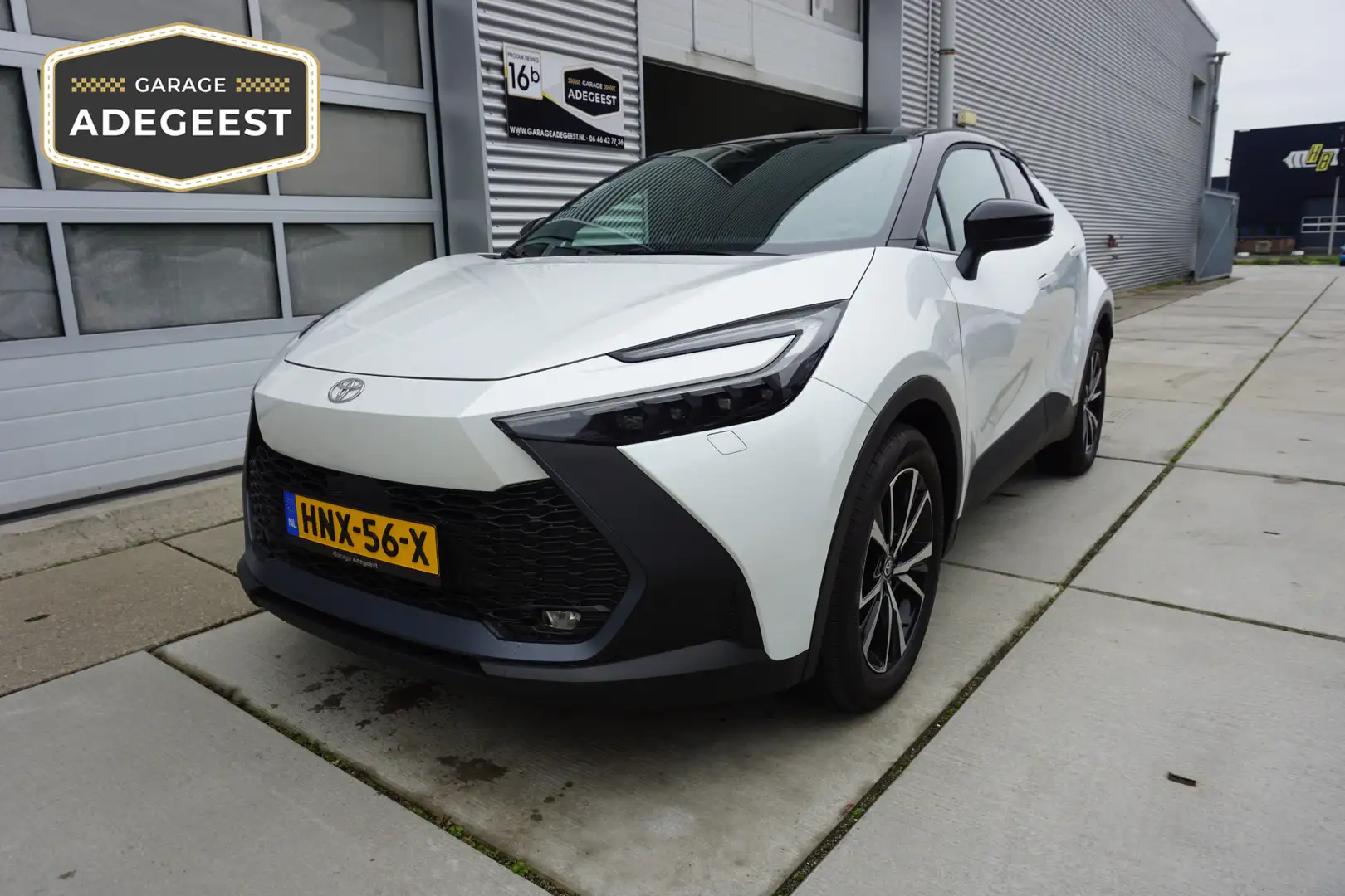 Toyota C-HR 2.0 Plug-in Hybrid 220 Dynamic Bi-Tone |Navi|Carpl Wit - 1