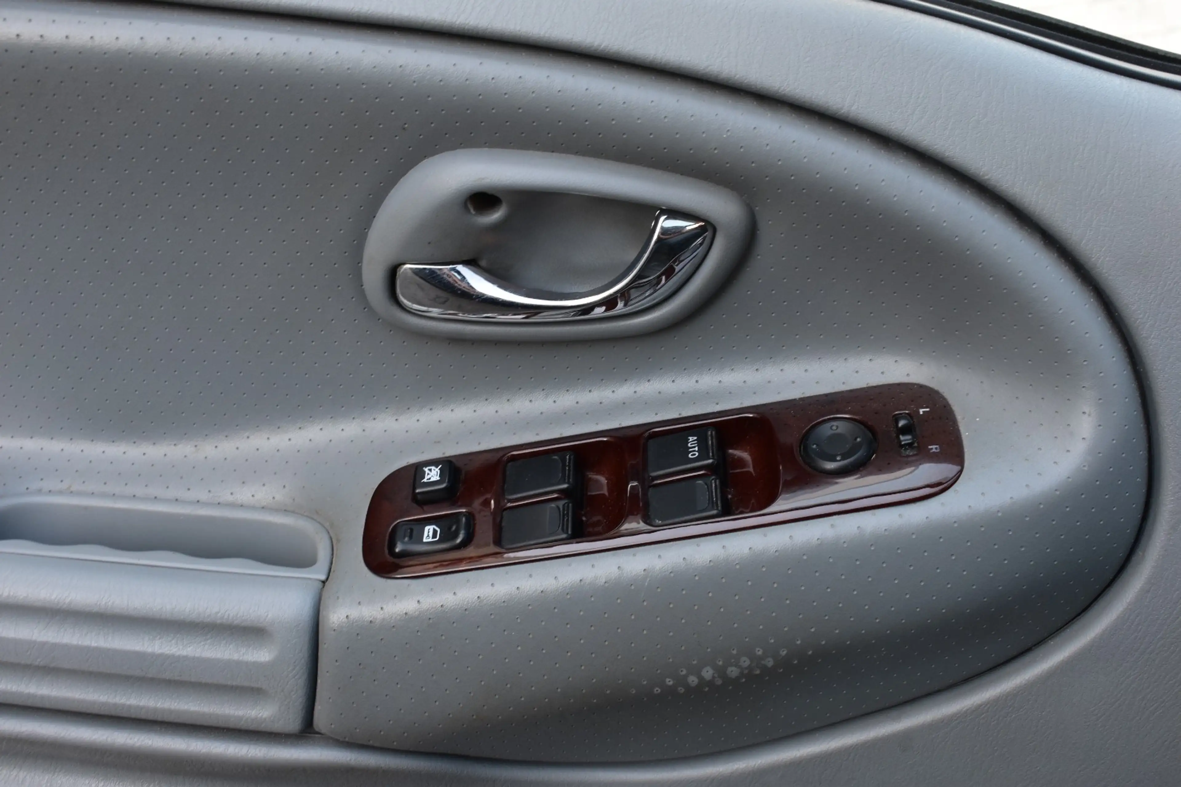 Suzuki Grand Vitara XL-7 2.7i V6 Topstaat / 1e Eig / Opendak / Leder / Verw Zetels / Trekhaak / Garantie — photo 8