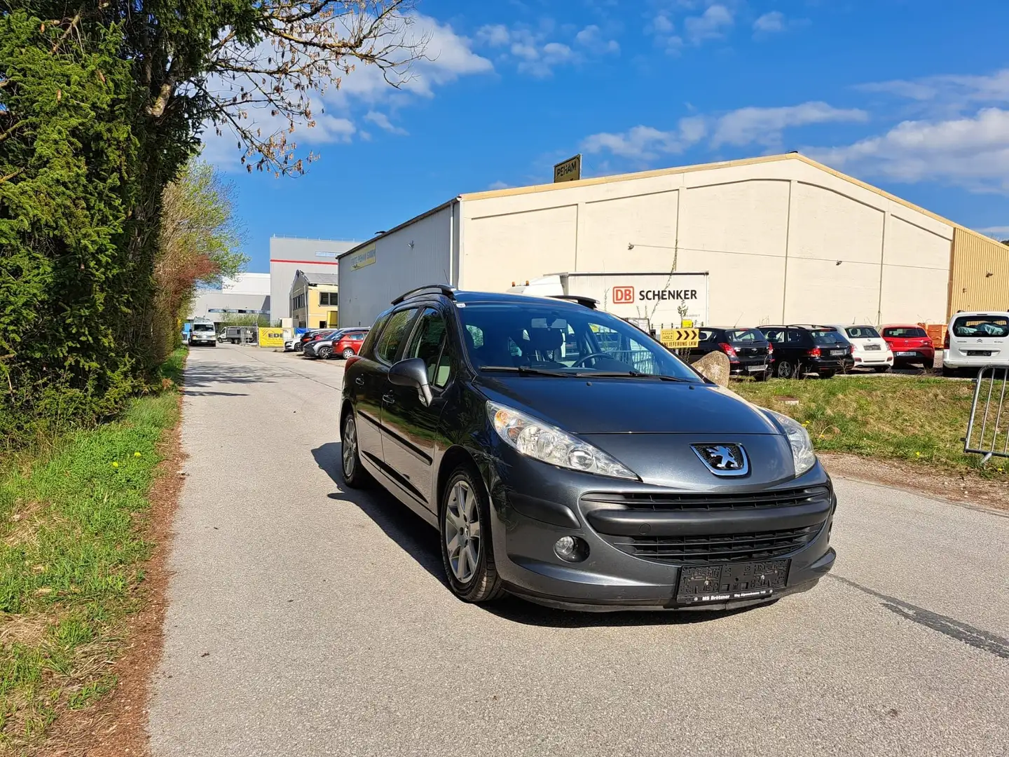 Peugeot 207 SW 1.6 Diesel Pickerl & Panorama, nur 155.000km Grau - 1
