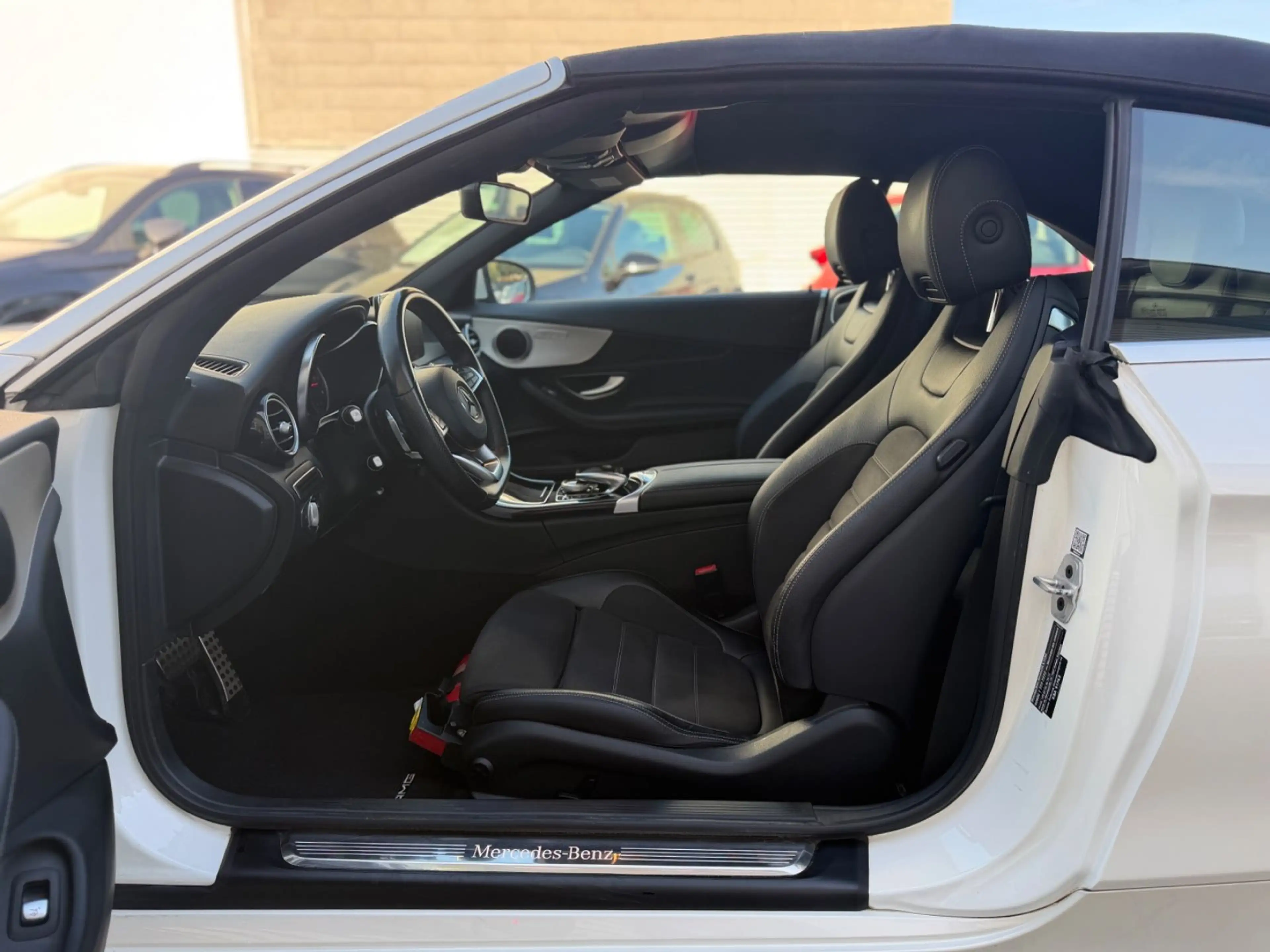 Mercedes-Benz C 250 d Cabriolet*AMG LINE*WENIG KM*S-HEFT* — photo 14