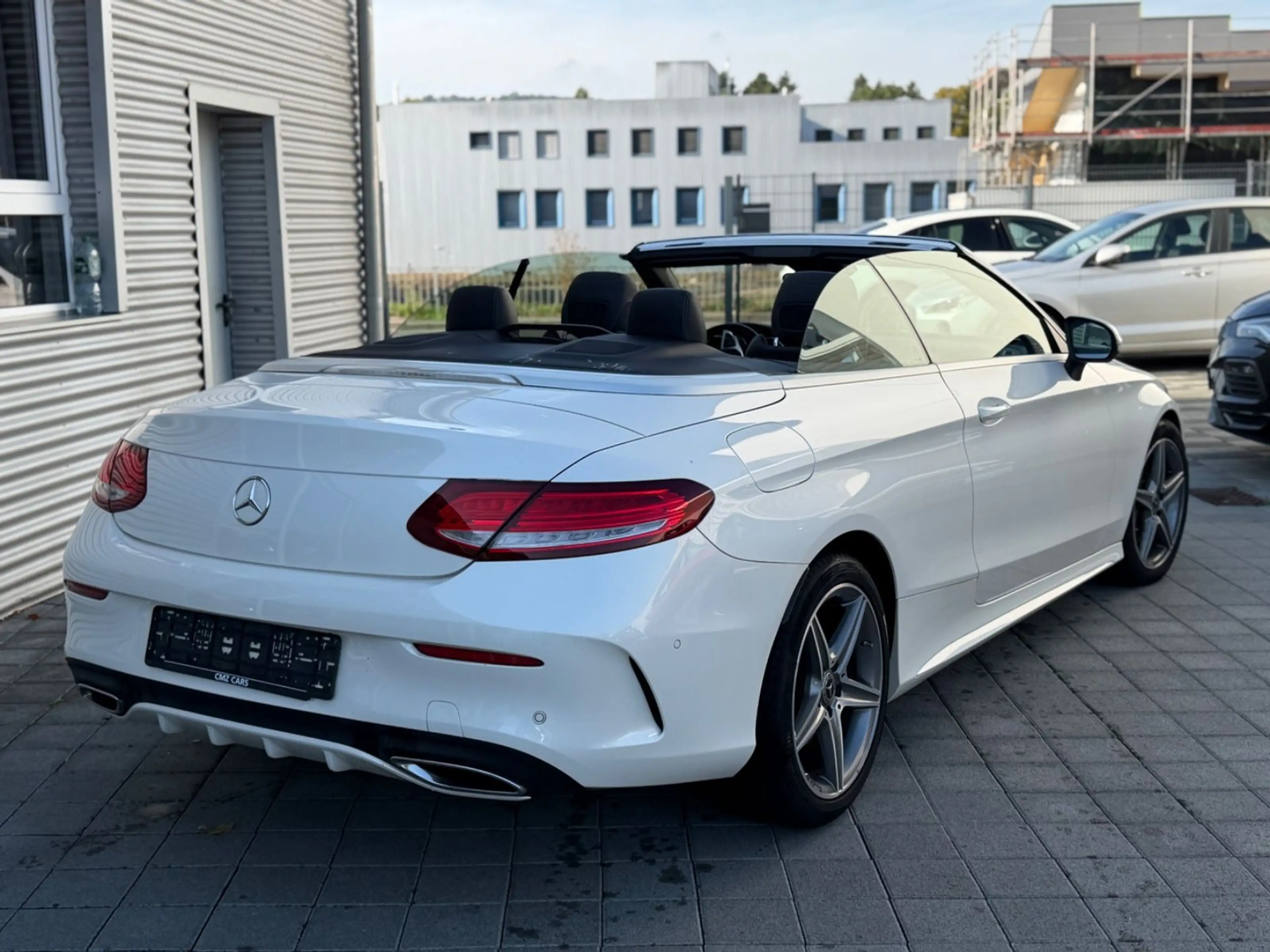 Mercedes-Benz C 250 d Cabriolet*AMG LINE*WENIG KM*S-HEFT* — photo 3