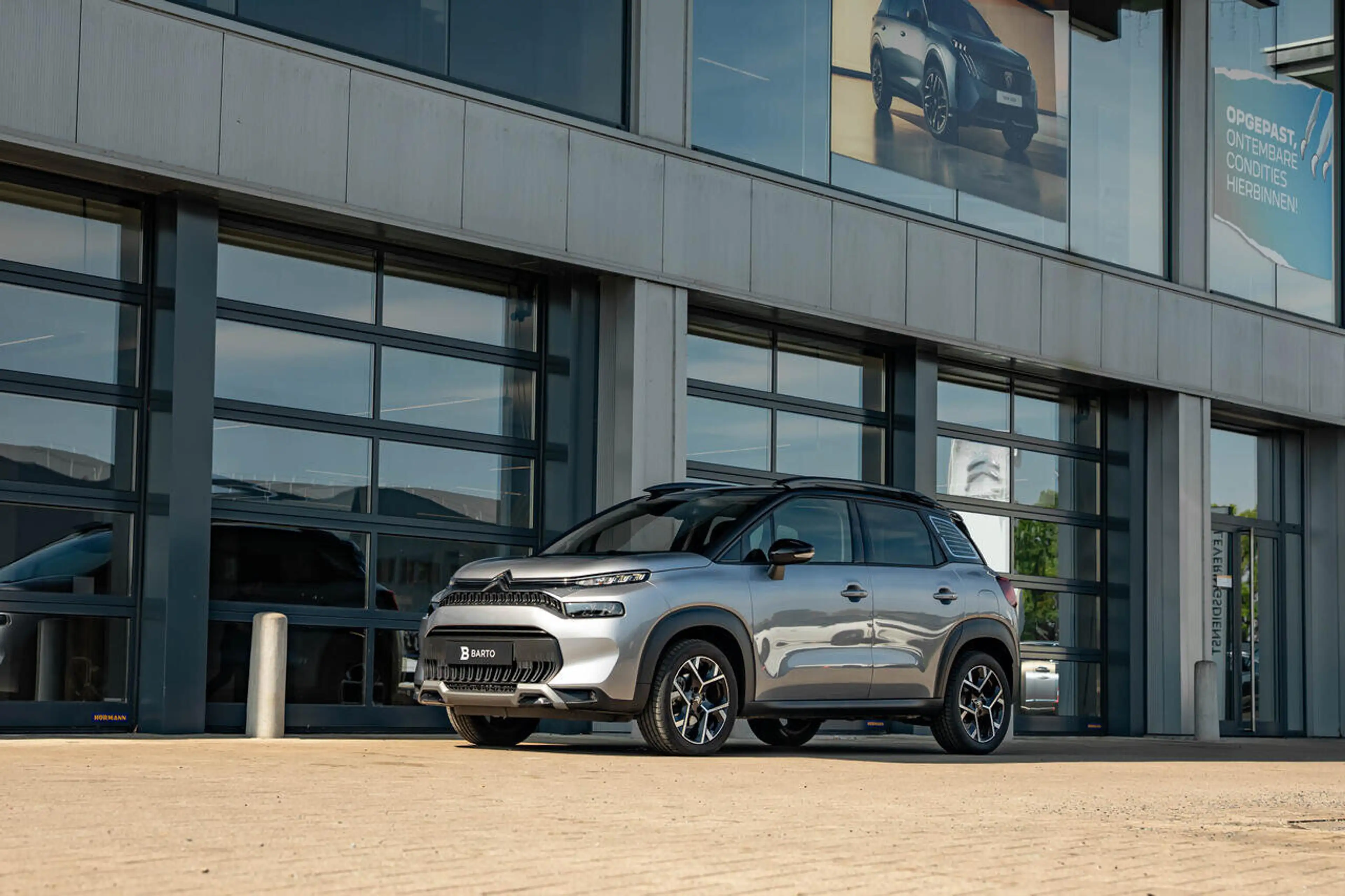 Citroen C3 Aircross 130 PK AT | MAX | Camera | Navi | Airco | HUD |... — photo 2