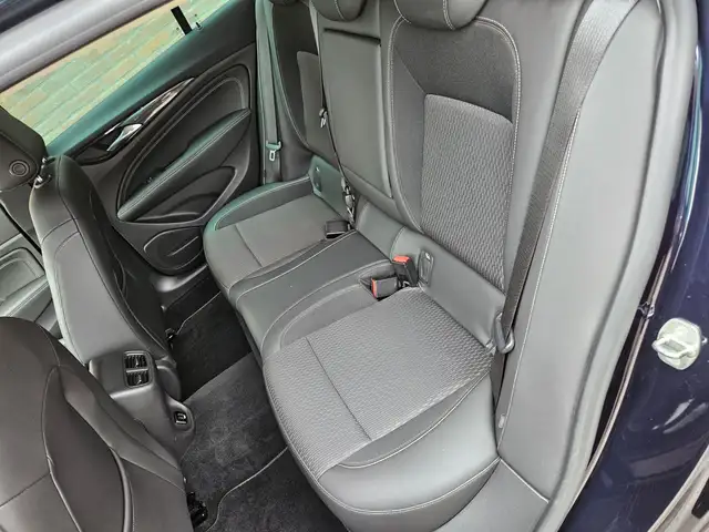 Opel Insignia view 24