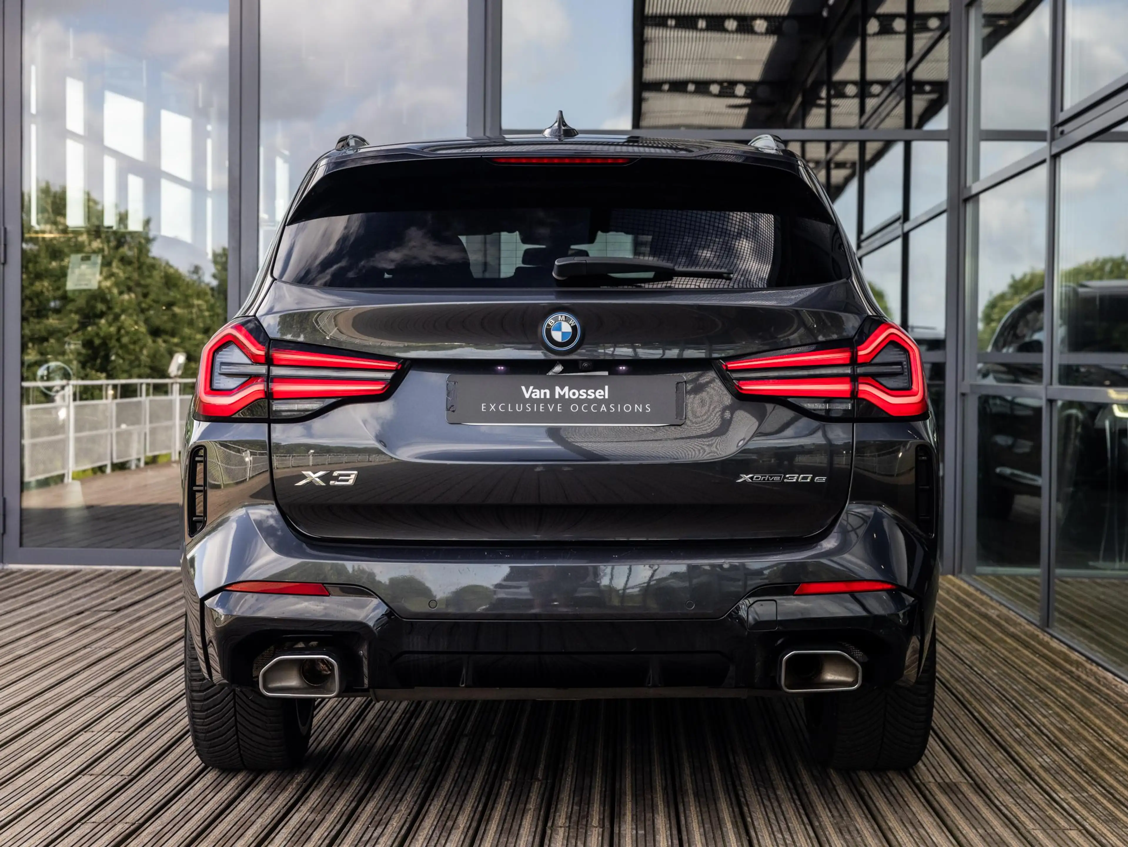 BMW X3 xDrive30e High Executive | M-SPORT | 20 INCH | HAR — photo 5