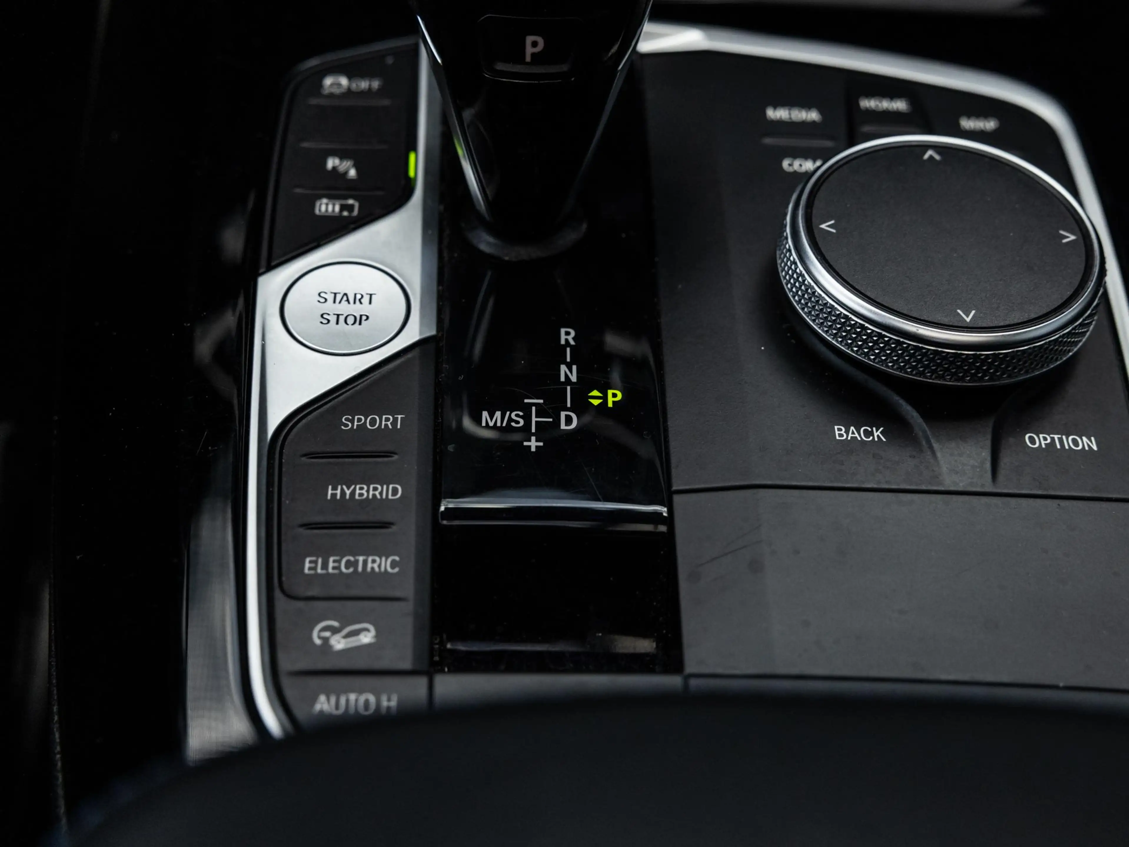 BMW X3 xDrive30e High Executive | M-SPORT | 20 INCH | HAR — photo 15
