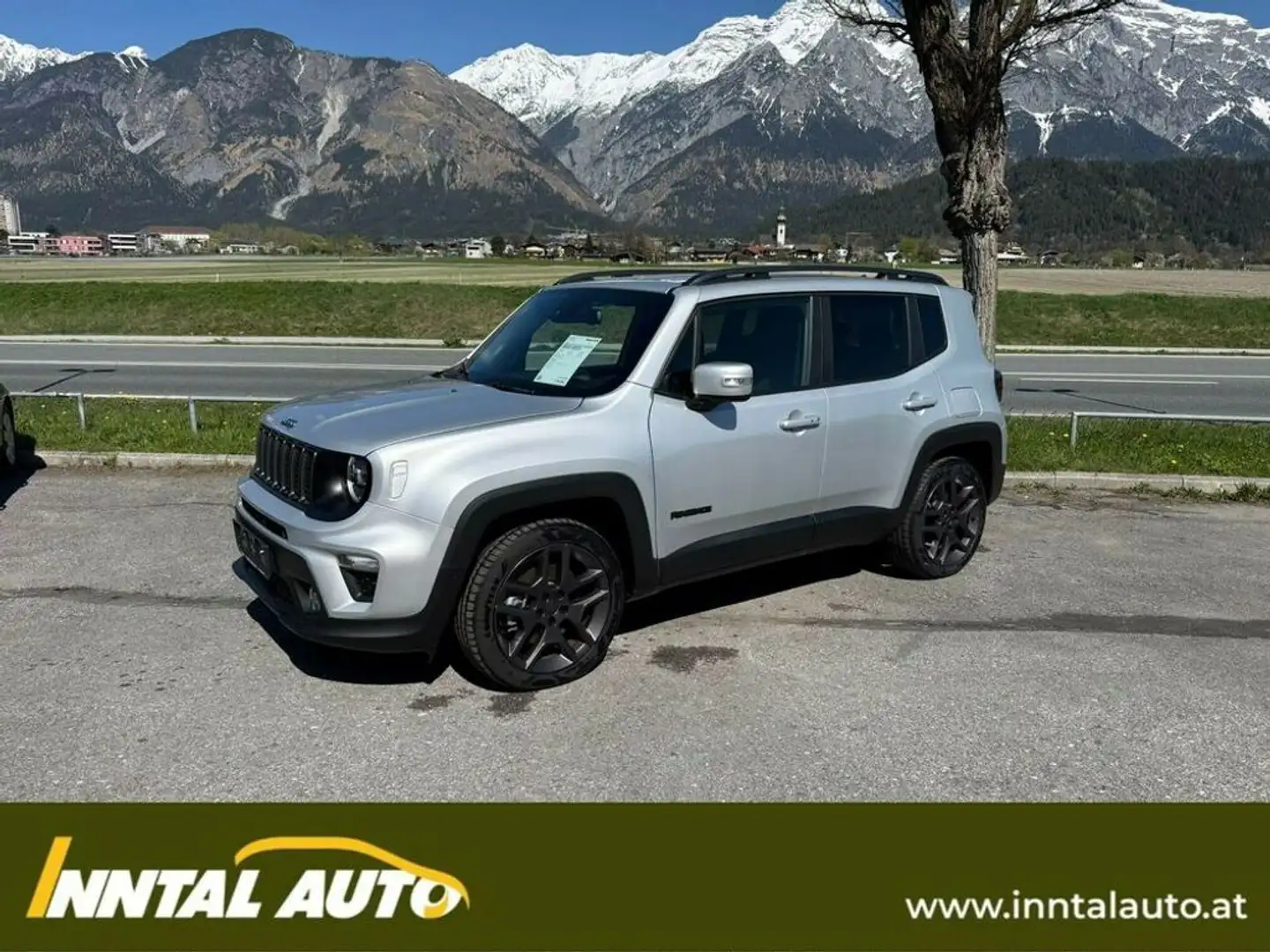 Jeep Renegade 1,3 MultiAir T4 AWD 9AT 180 PHEV Grau - 1