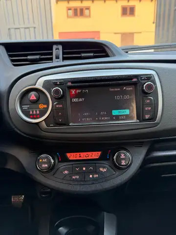 Toyota Yaris view 9