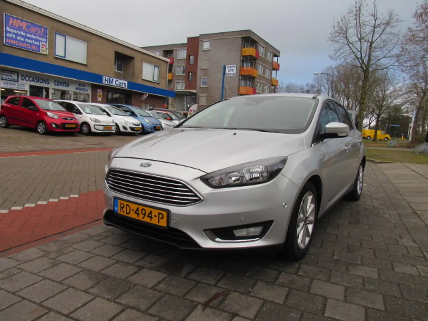 Ford Focus 1.0 EcoBoost 125pk 5-deurs Titanium Grau - 1