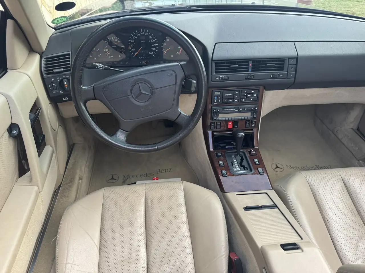 Mercedes-Benz SL 500 V8, foto 4