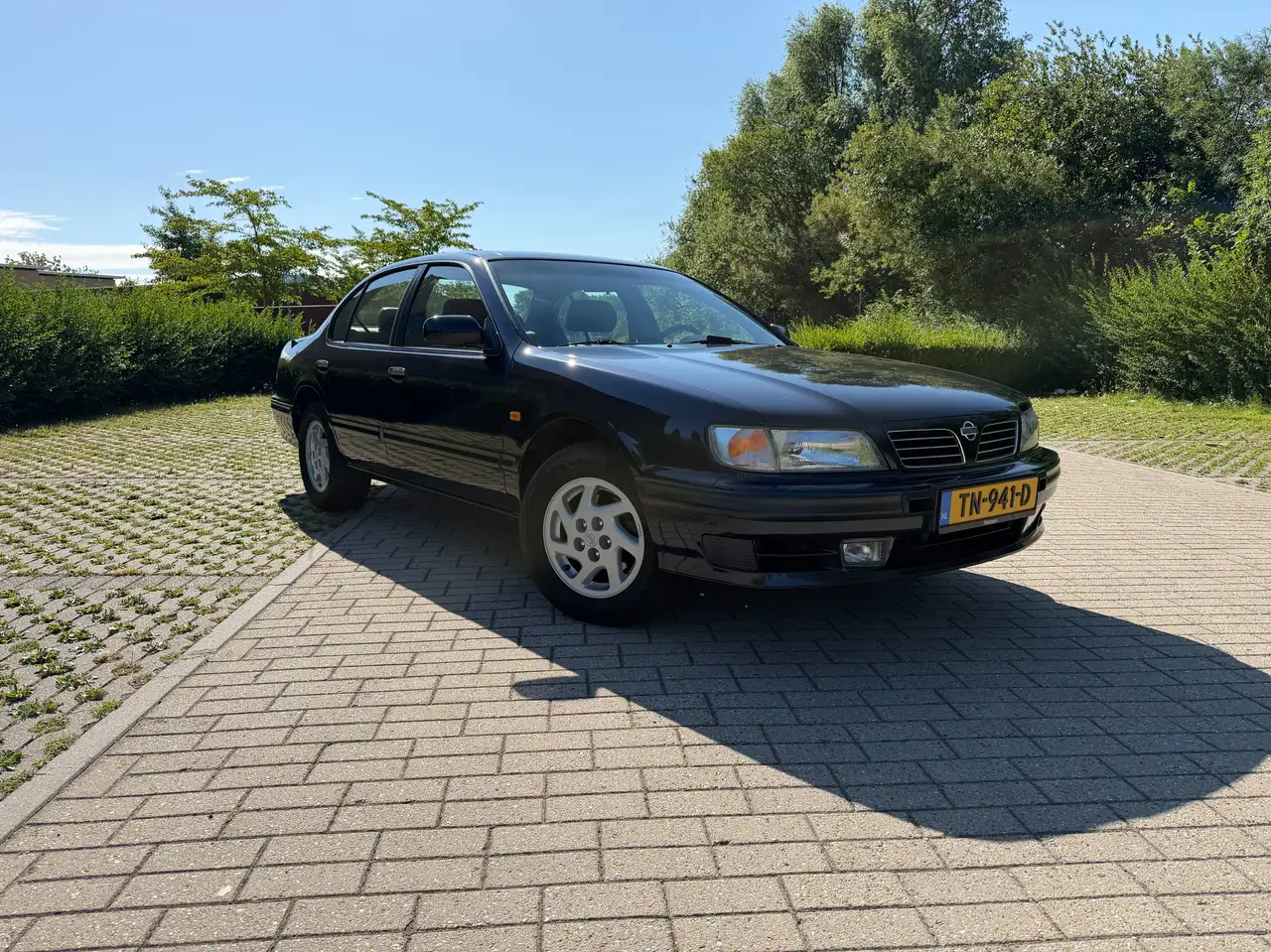 Nissan Maxima 2.0 QX V6, foto 8