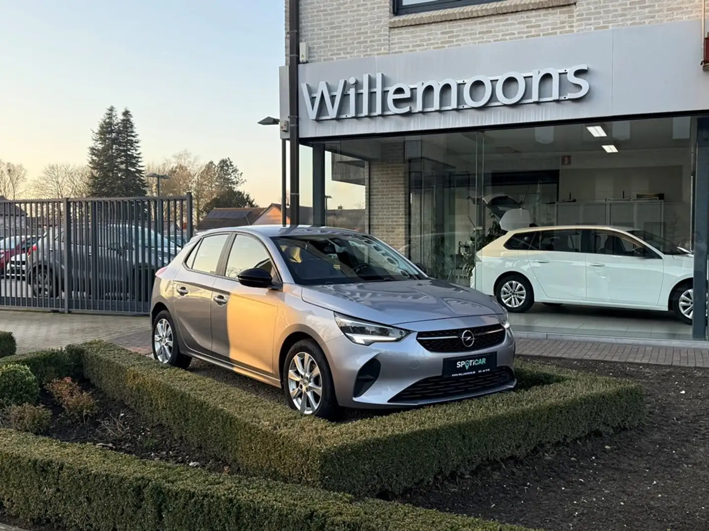 Opel Corsa Edition 1.2i 75Pk *Navi*Apple CarPlay-Android Auto Argent - 1