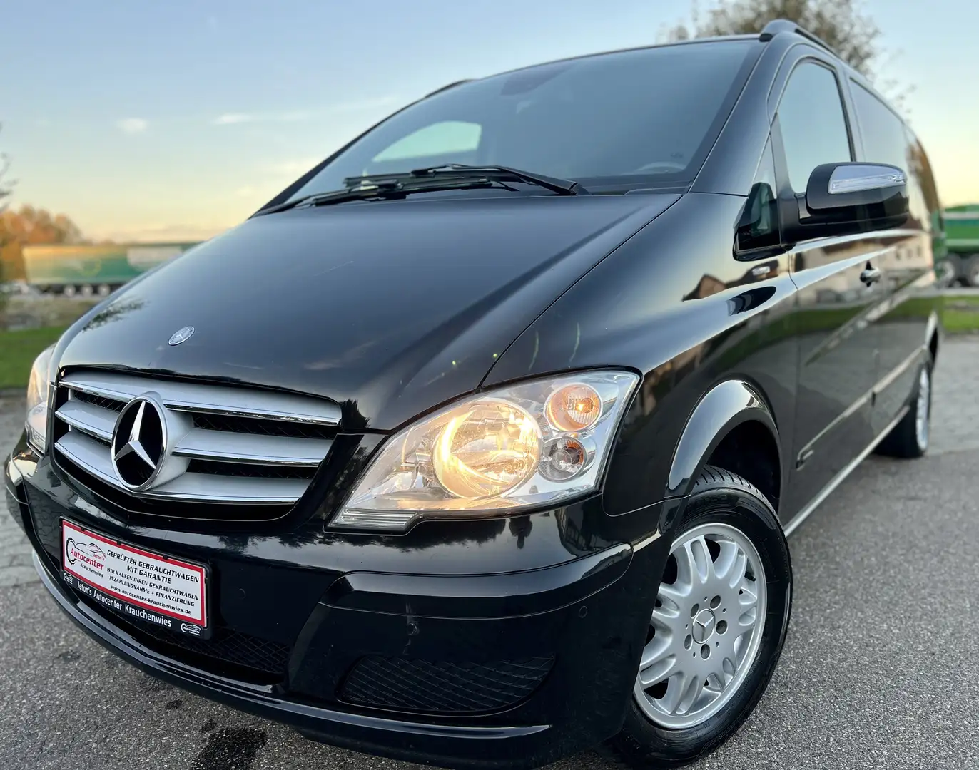 Mercedes-Benz Viano Viano 2.2 639/2, KD neu, TÜV neu Schwarz - 1