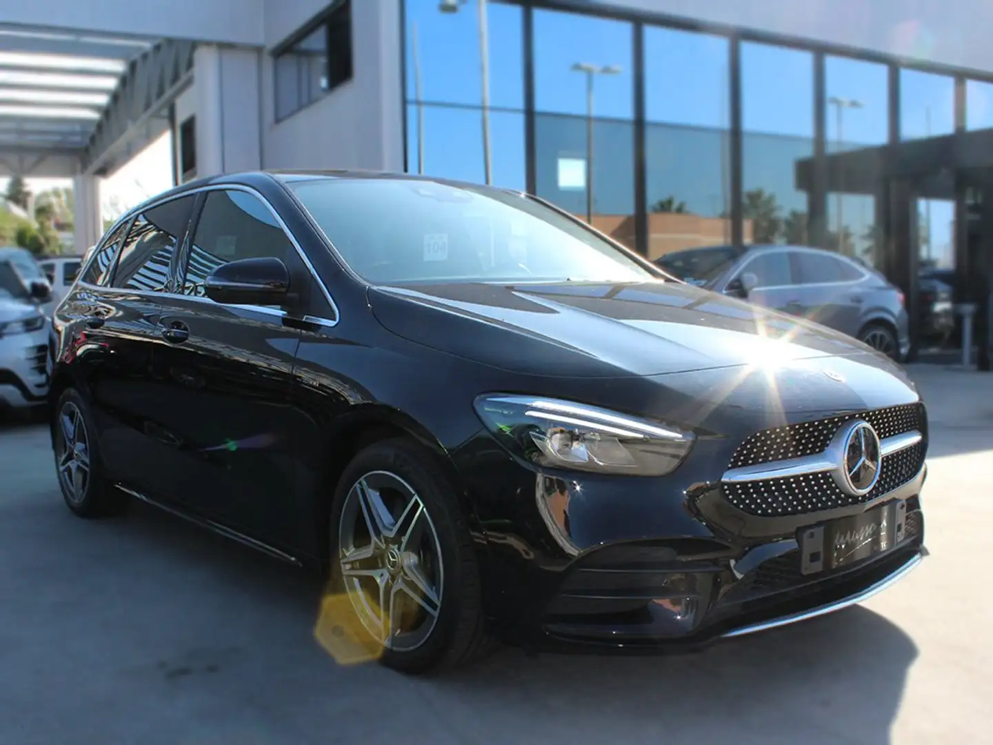 Mercedes-Benz B 250 e phev (eq-power) Premium auto Noir - 1