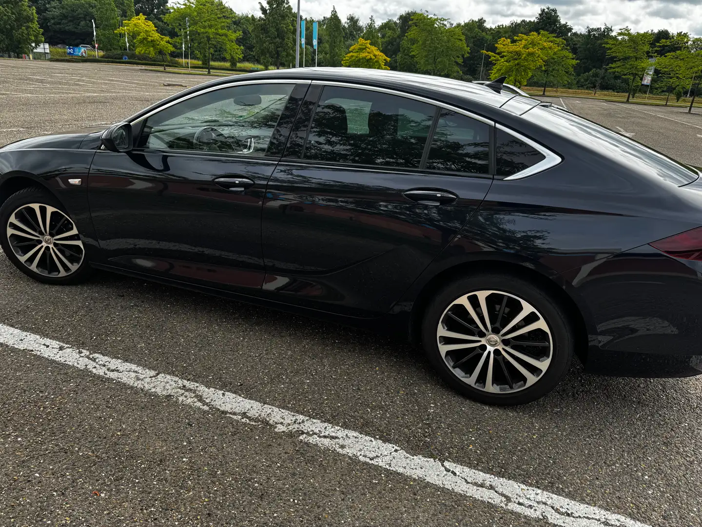 Opel Insignia Insignia Grand Sport 1.6 Diesel Innovation Bleu - 1