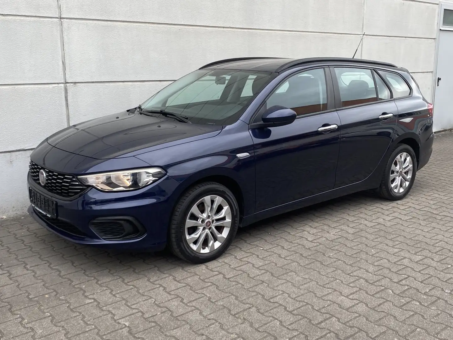 Fiat Tipo Kombi 1.4 16V  Pop Klima AHK Tmat Blau - 2