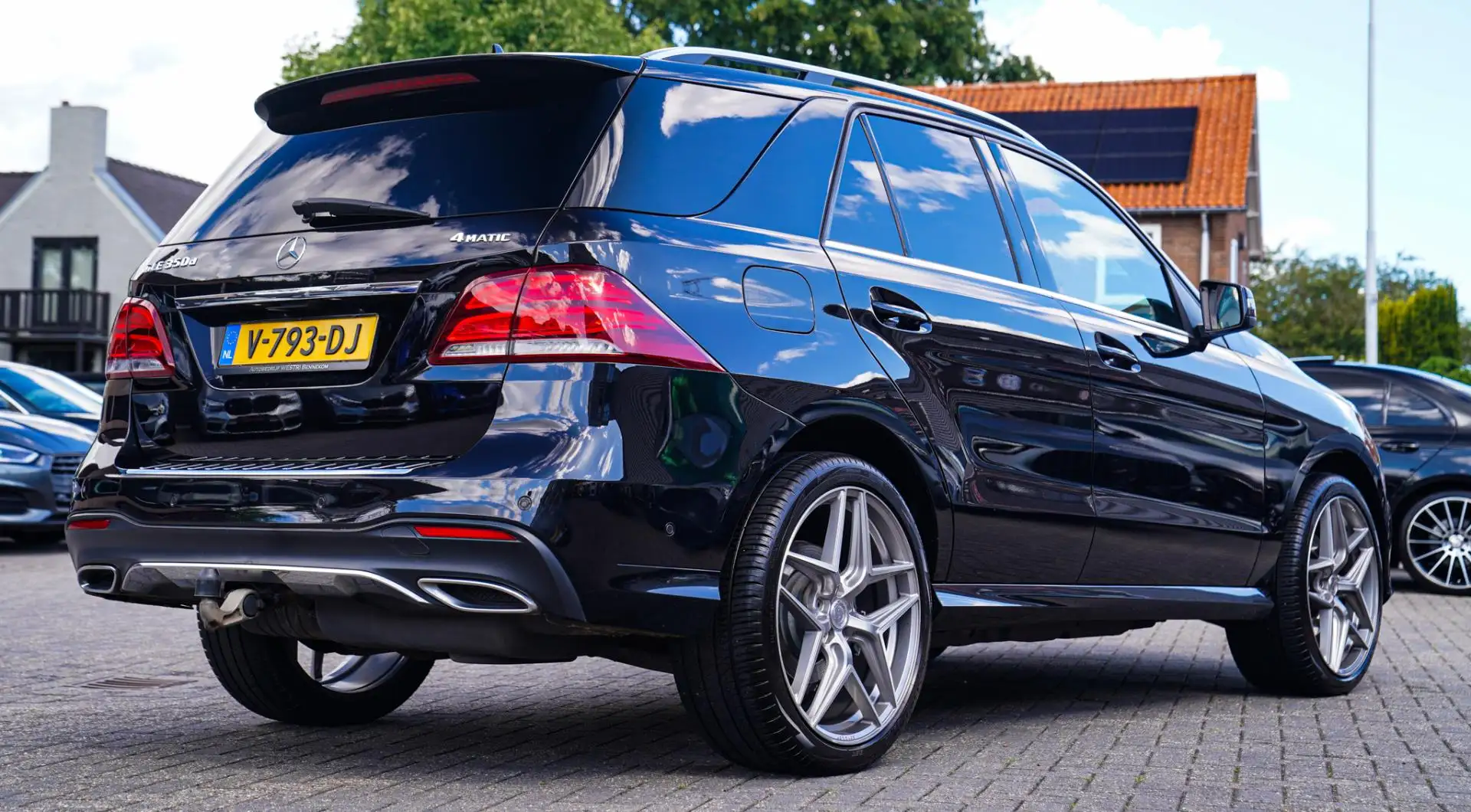 Mercedes-Benz GLE 350 D 4MATIC Luchtvering | Panorama | Elektrische trek Noir - 2